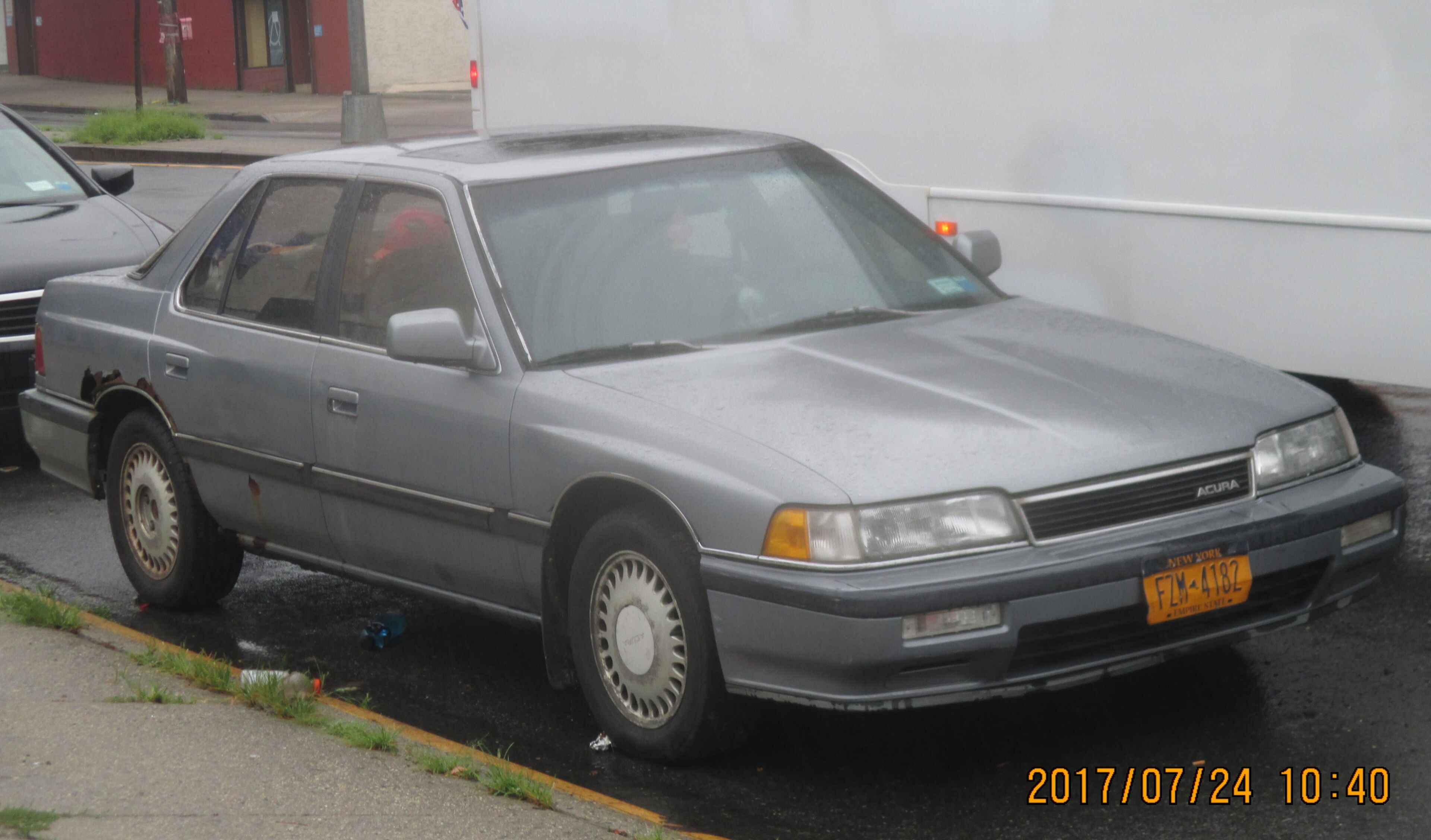 1986 Acura Legend, exterior view