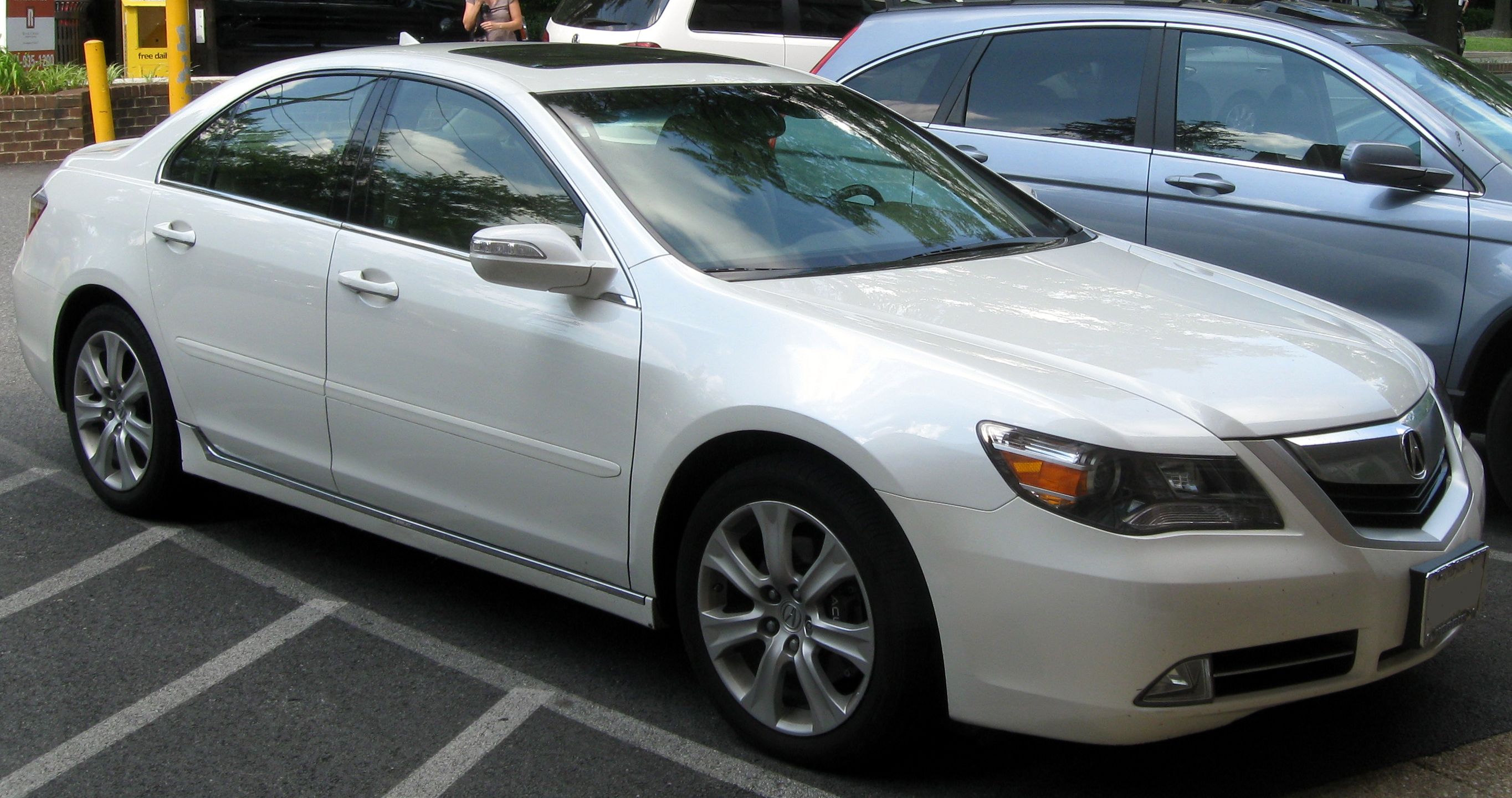2009 Acura RL, exterior view