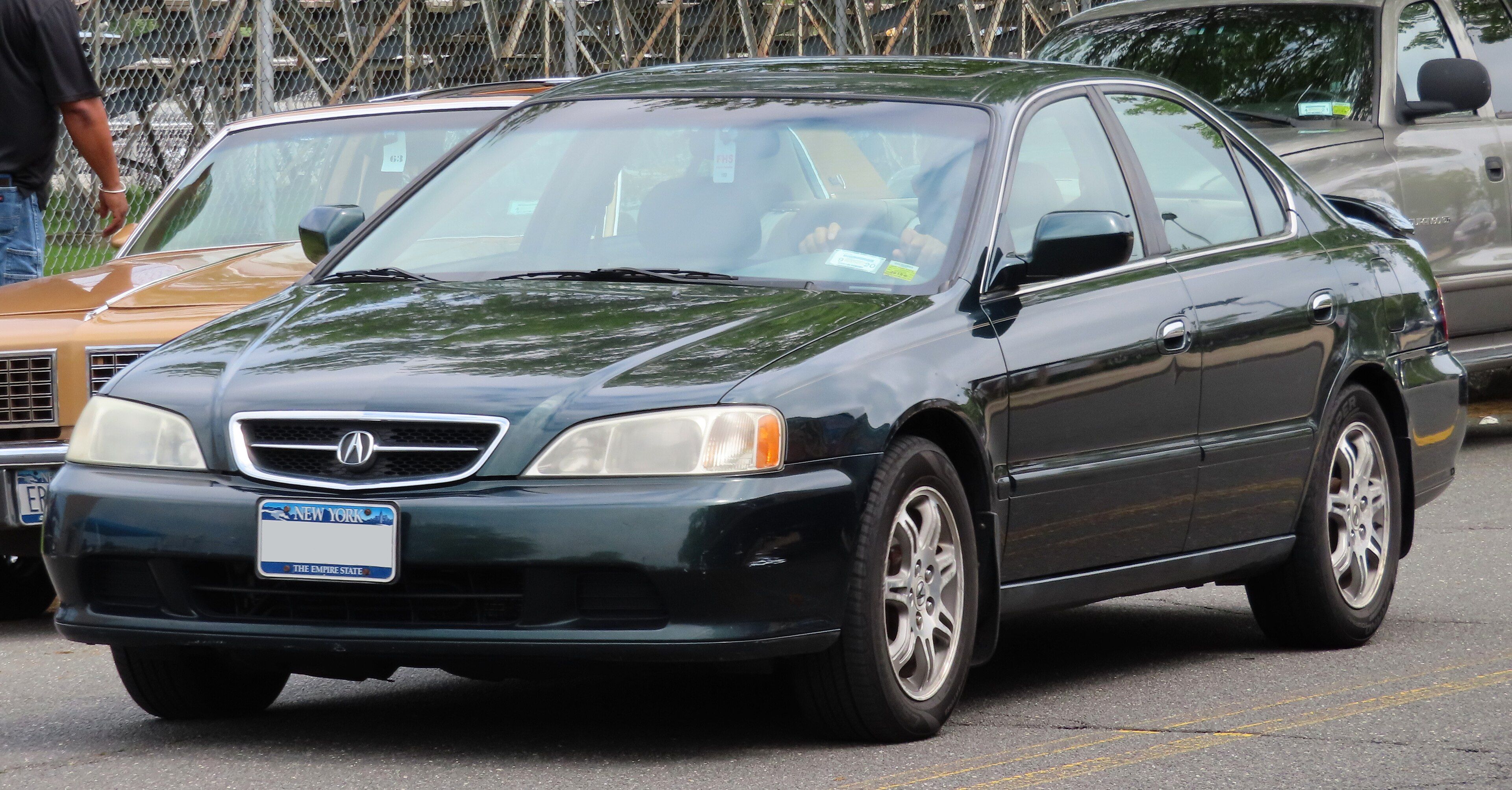2000 Acura TL (second generation), front three-quarter view