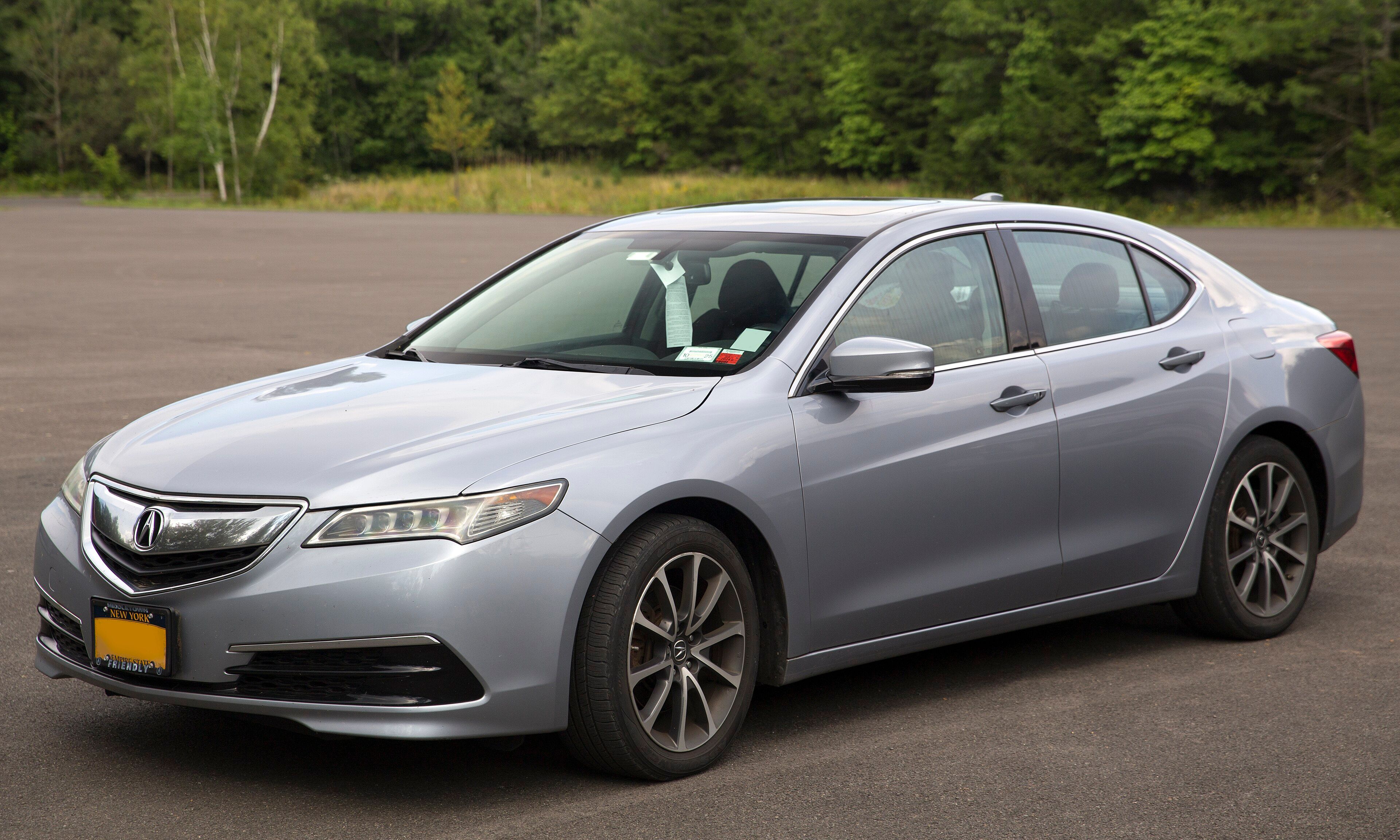 2016 Acura TLX, front three-quarter view