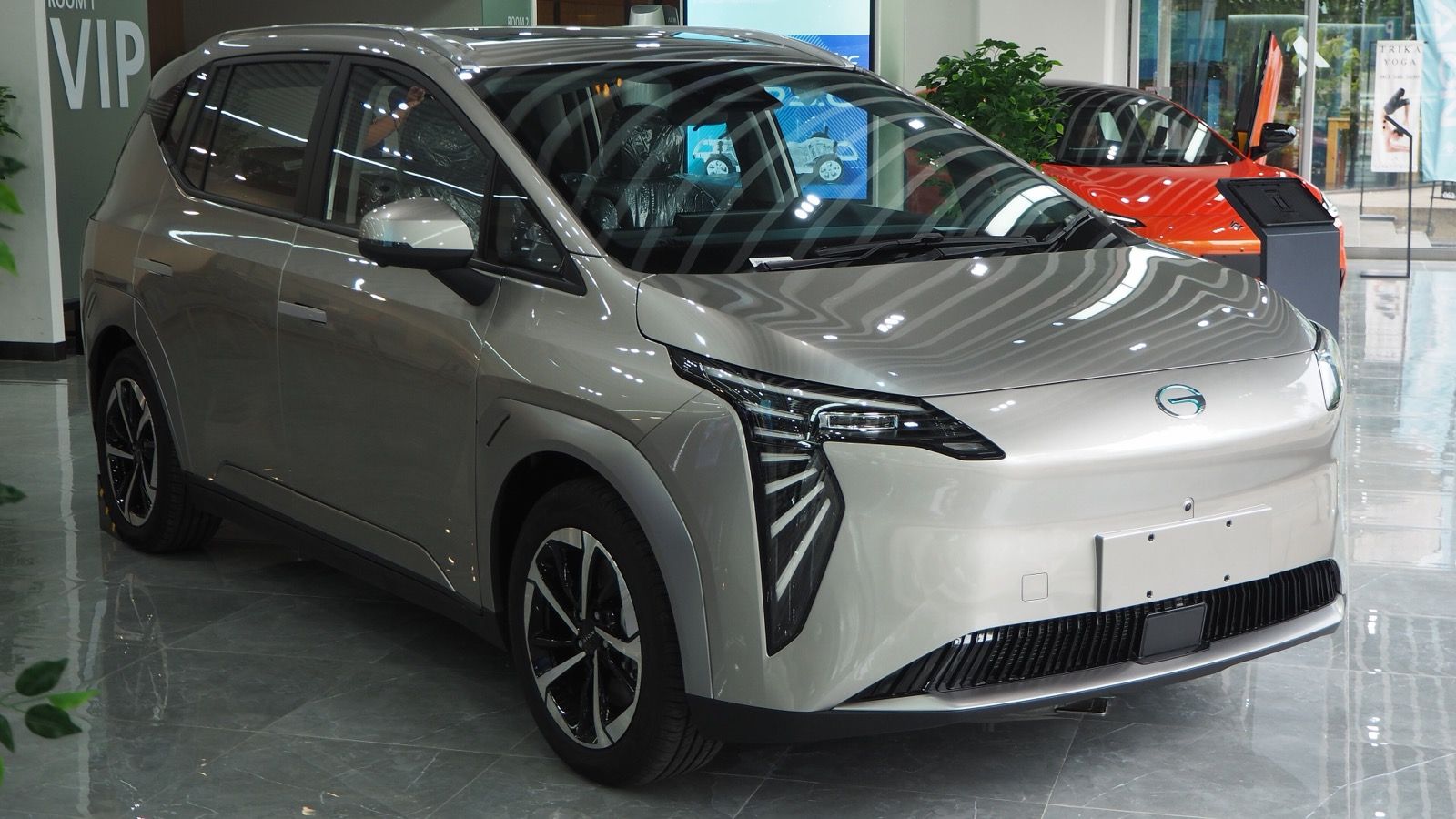 2023 GAC Aion Y Plus 490 Elite crossover, front three-quarter view
