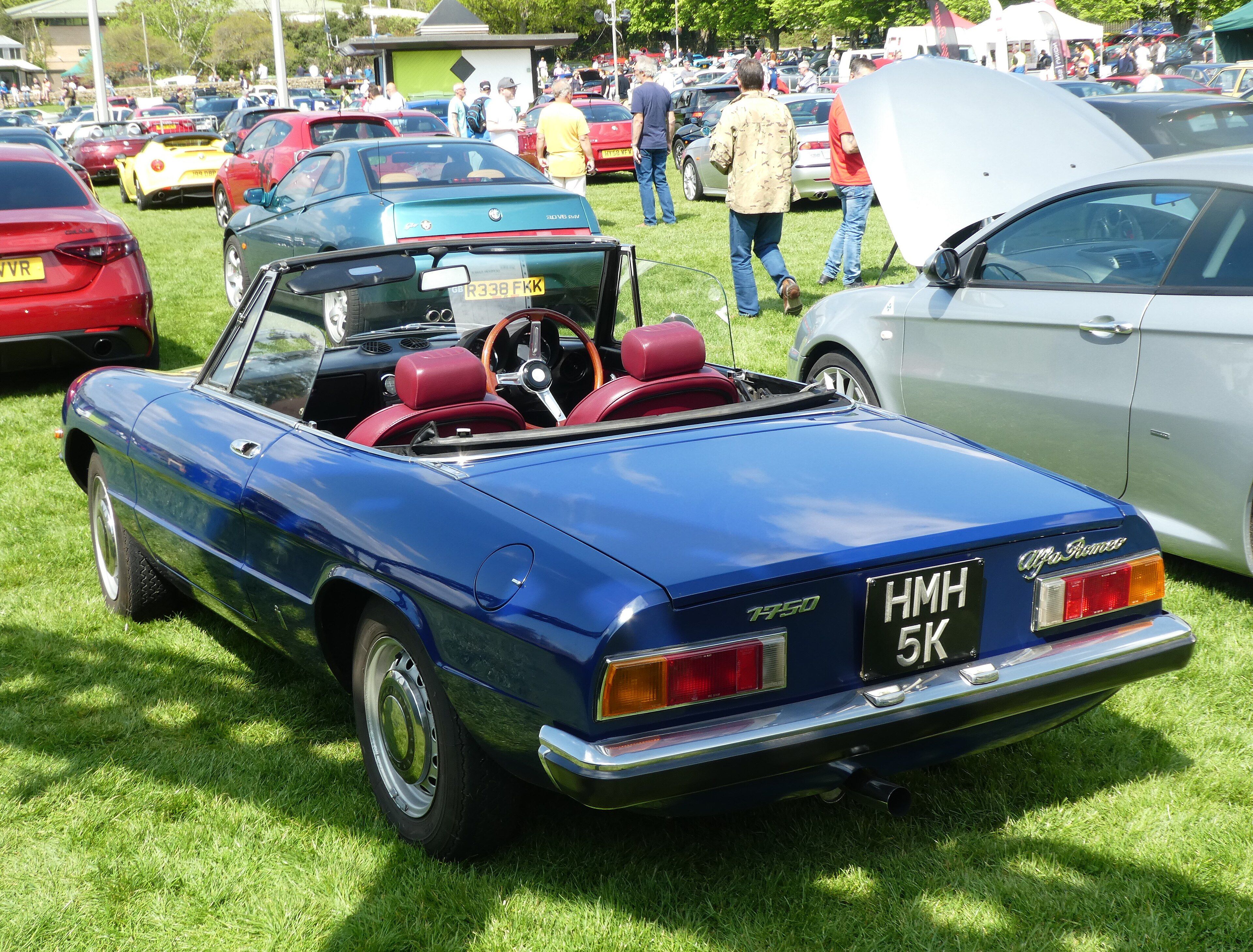 1971 Alfa Romeo 1750 Spider, Kamm-tail Series 2 roadster