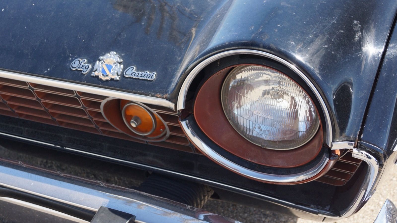 1975 AMC Matador Brougham Oleg Cassini, front three-quarter view