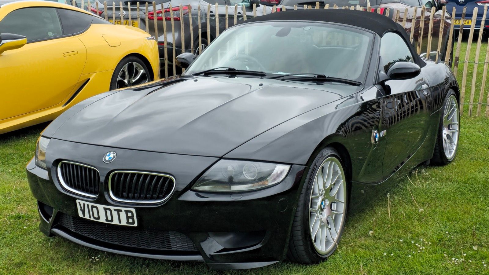 Black 2006 BMW Z4 M Roadster (E85), front three-quarter view