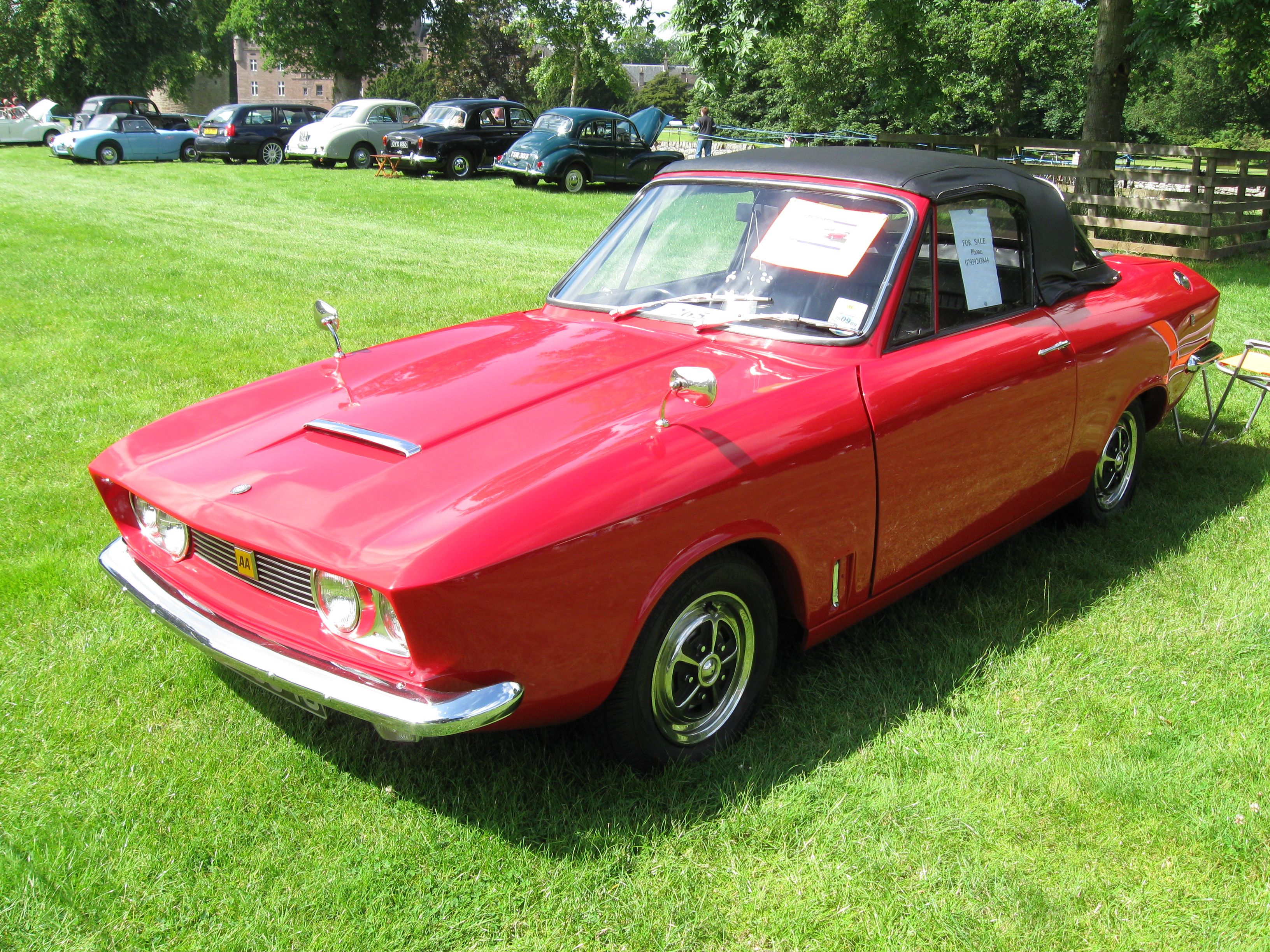 Bond Equipe 2-Litre convertible, front three-quarter view