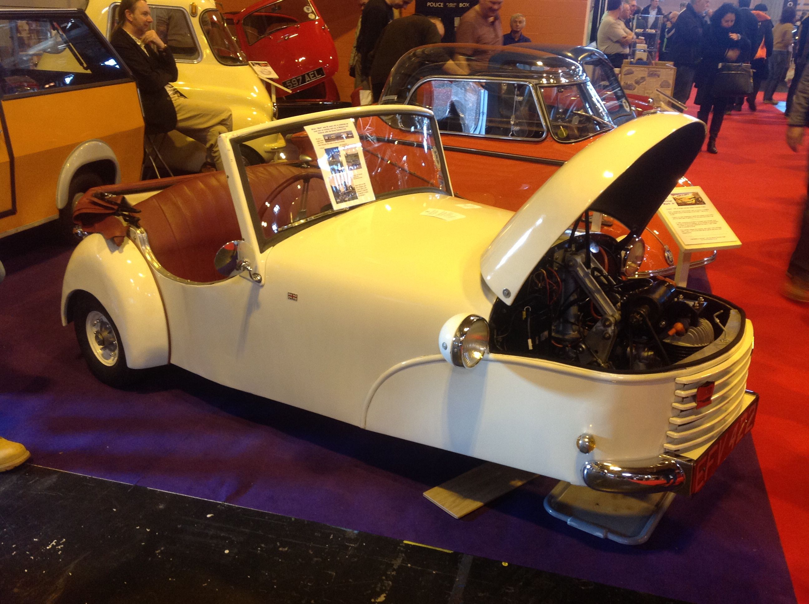 1951 Bond Minicar Mark A three-wheeler, front three-quarter view