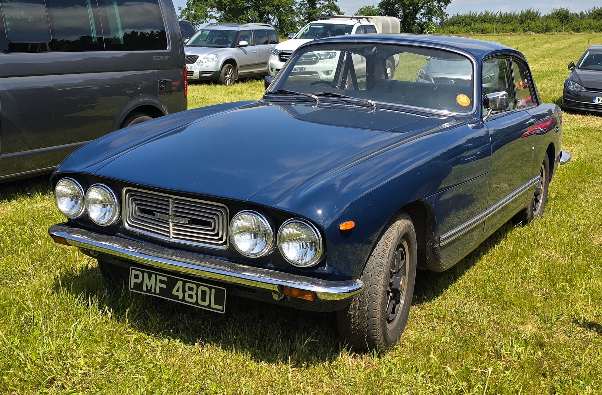 Blue 1973 Bristol 411 Series 3 saloon, front three-quarter view