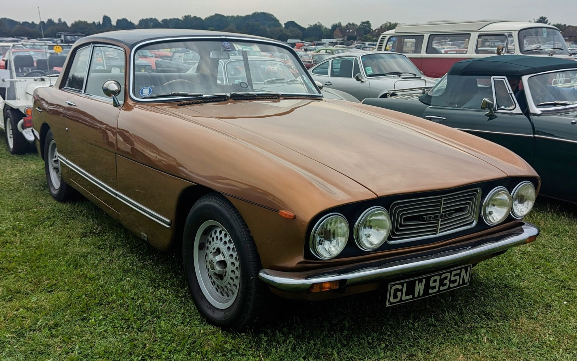 Bronze 1975 Bristol 411 saloon, front three-quarter view
