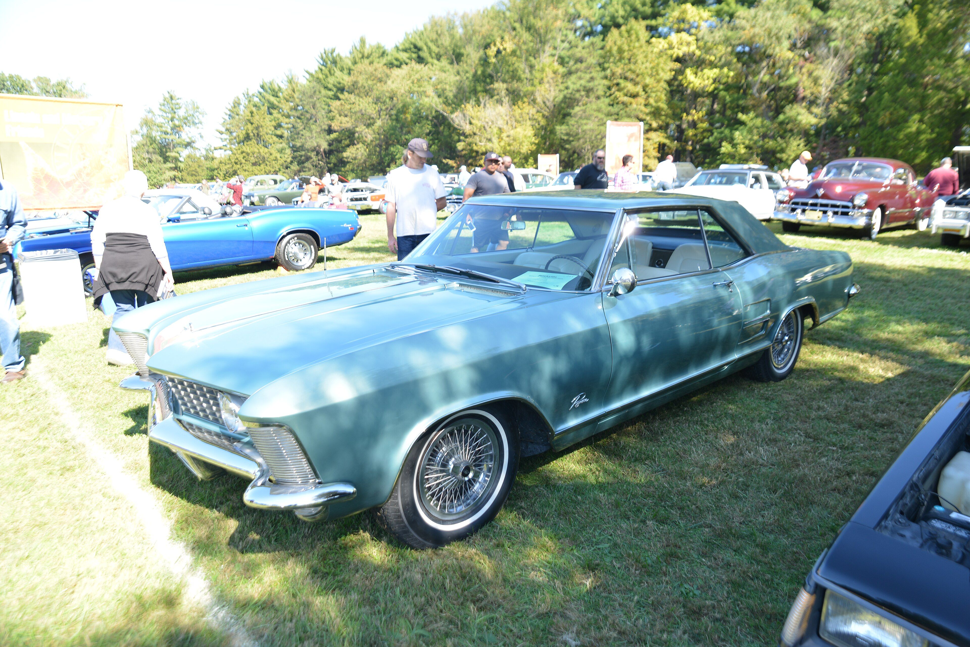 First-generation Buick Riviera hardtop coupe, front three-quarter view