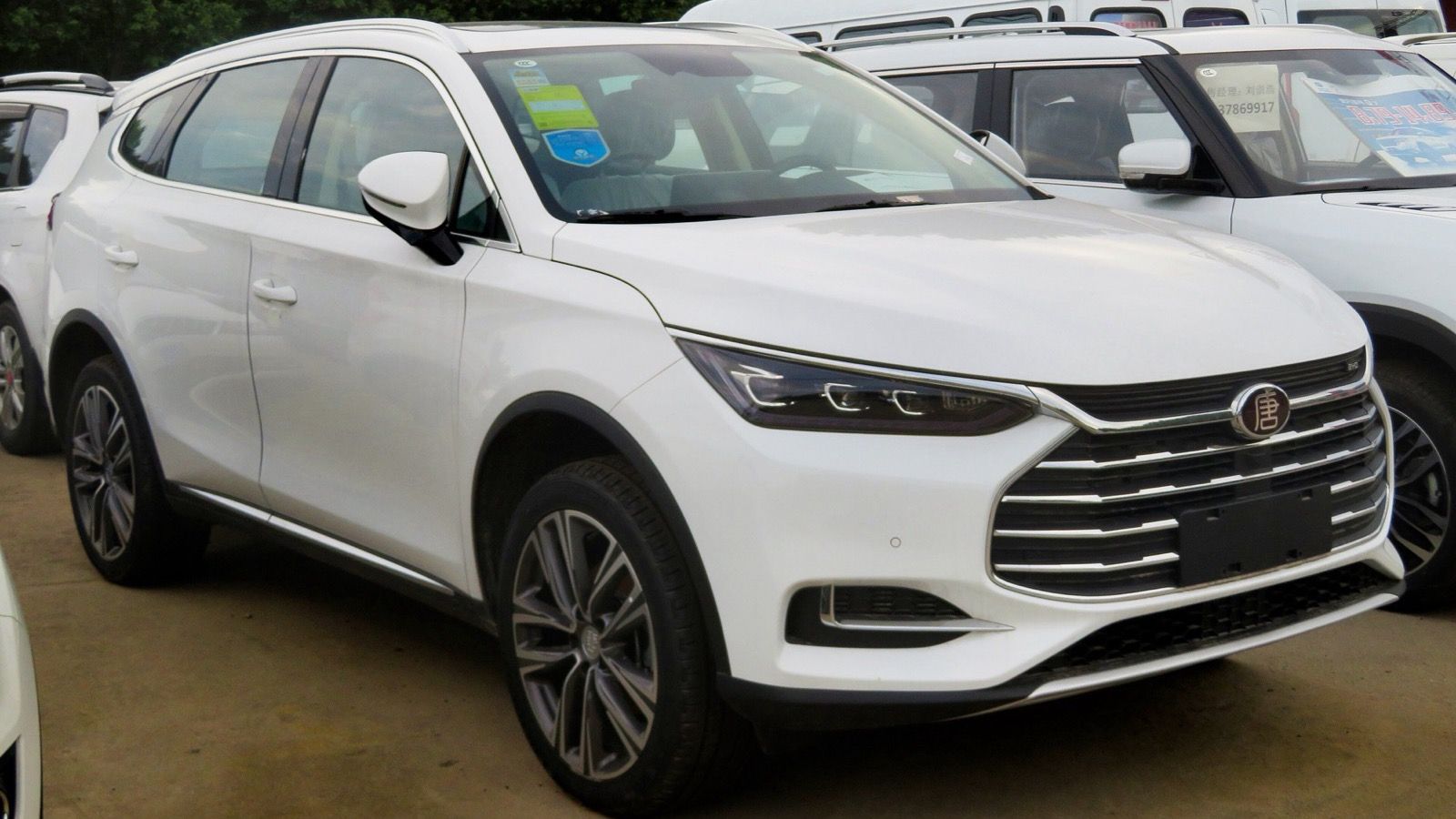 Second-generation BYD Tang II SUV, front three-quarter view