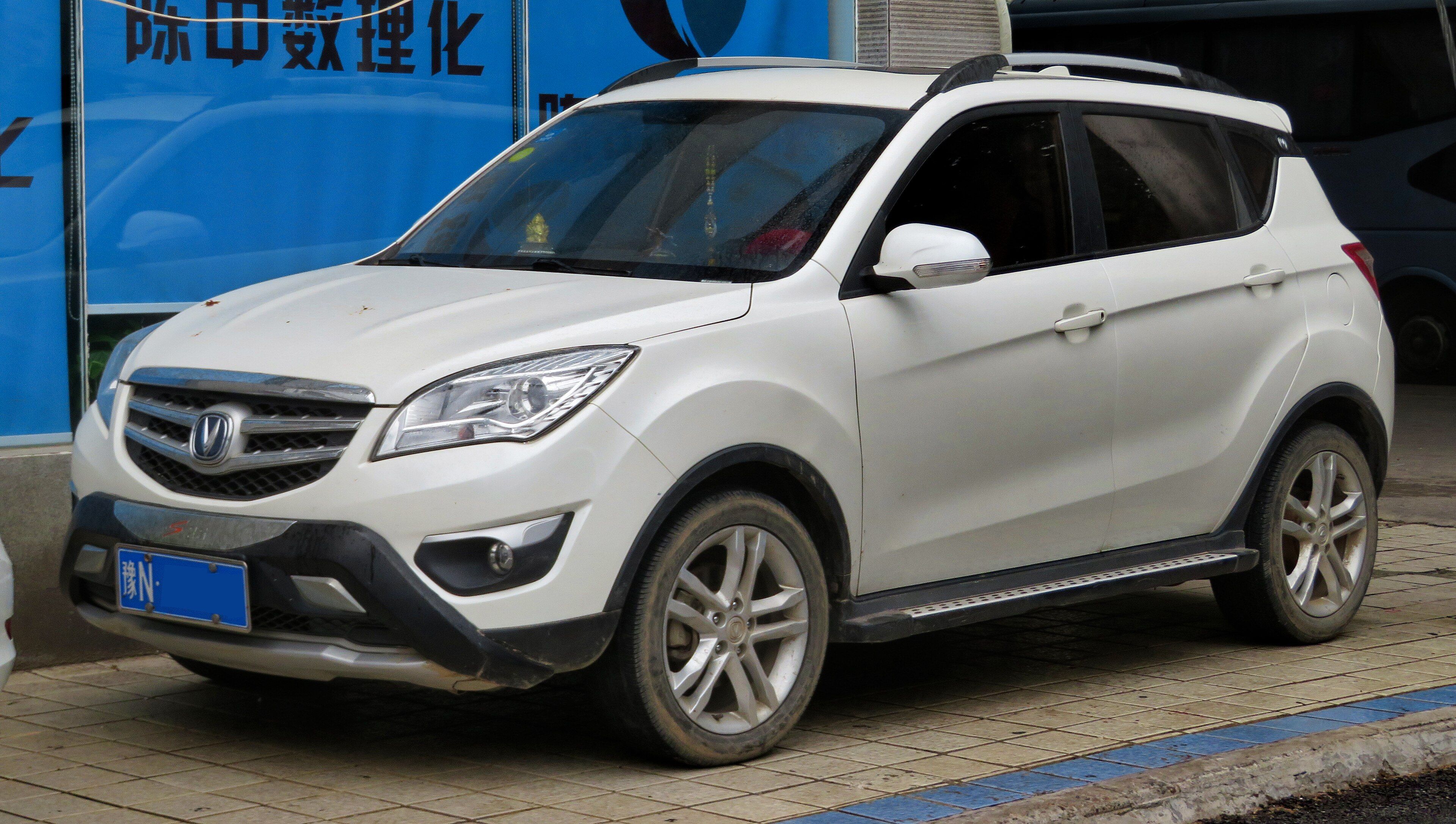 2014 Changan CS35 subcompact SUV, front three-quarter view