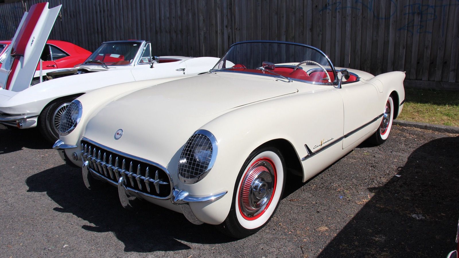 1955 Chevrolet Corvette, C1 first generation — cream roadster, front three-quarter view