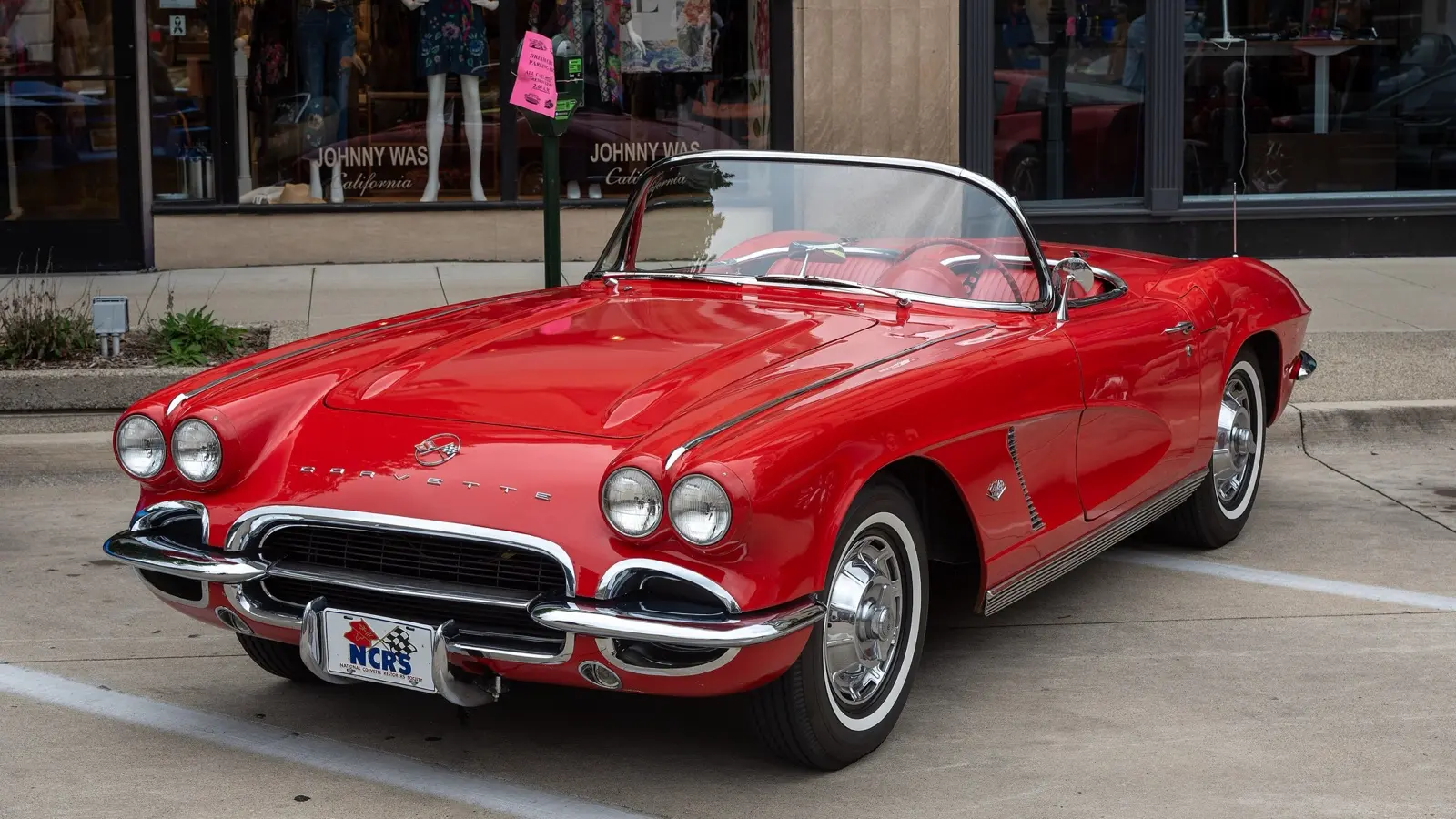 1962 Chevrolet Corvette, C1 first generation — red convertible, front three-quarter view