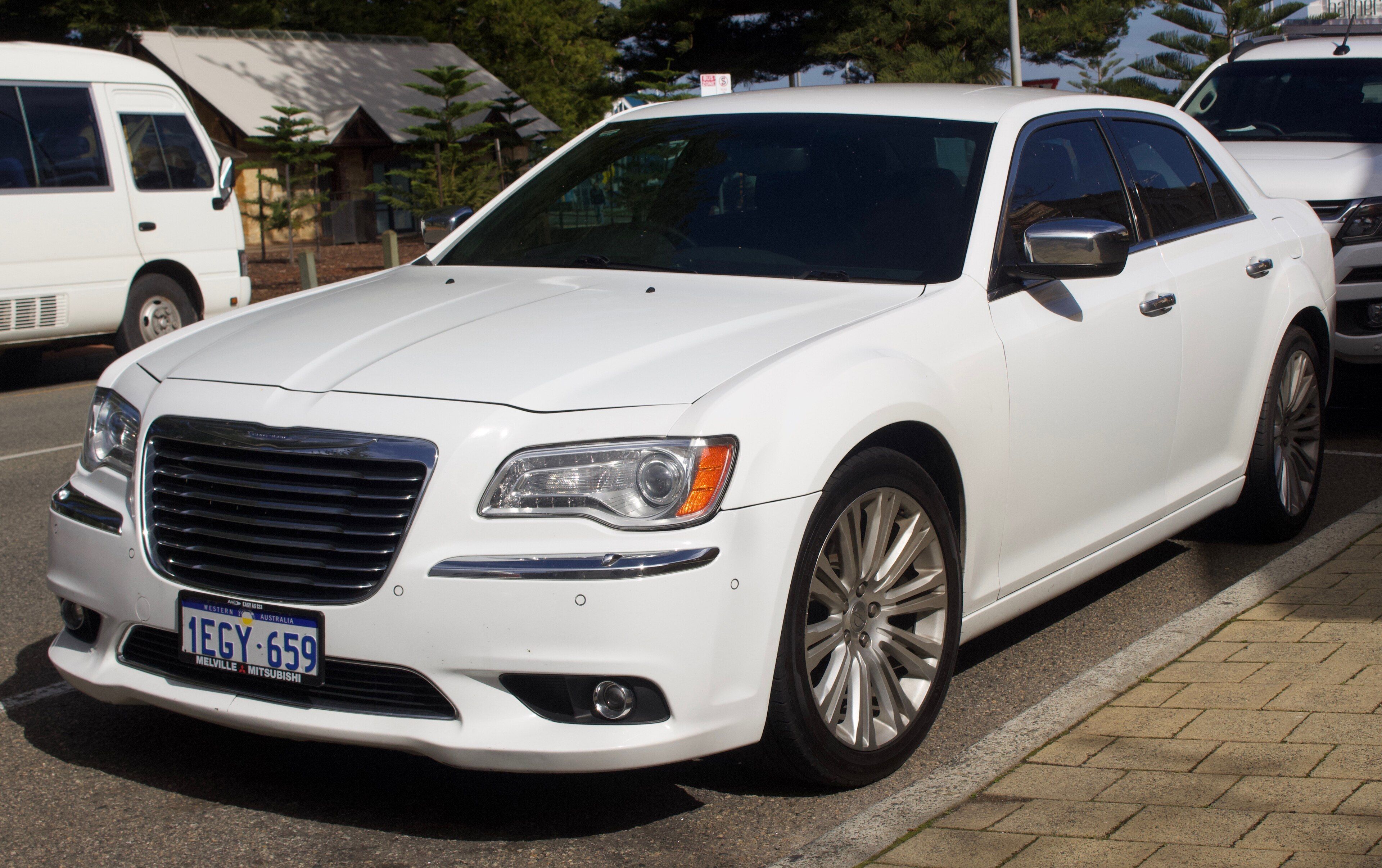 White 2013 Chrysler 300 Limited sedan, front three-quarter view
