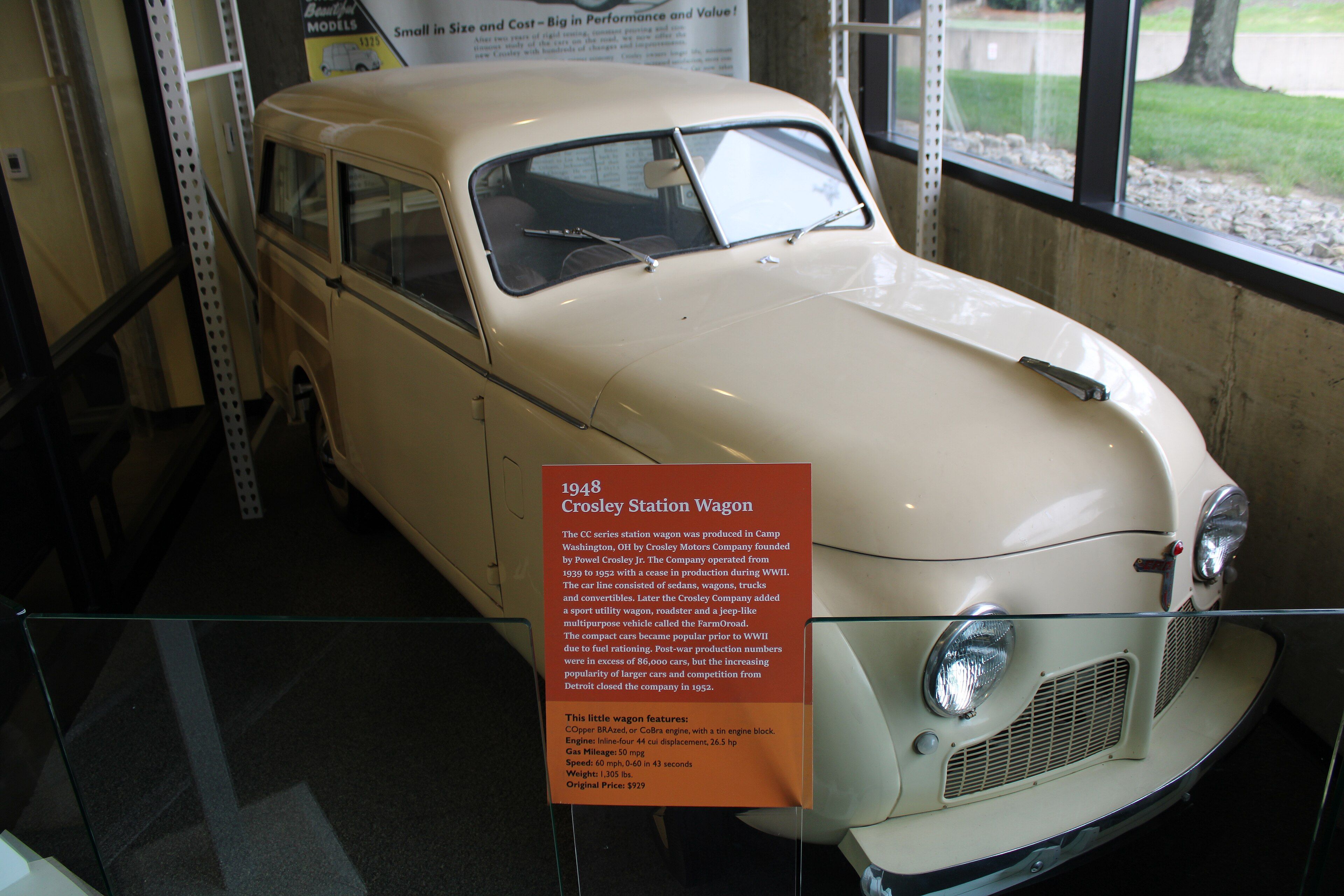 1948 Crosley CC Four station wagon, front three-quarter view