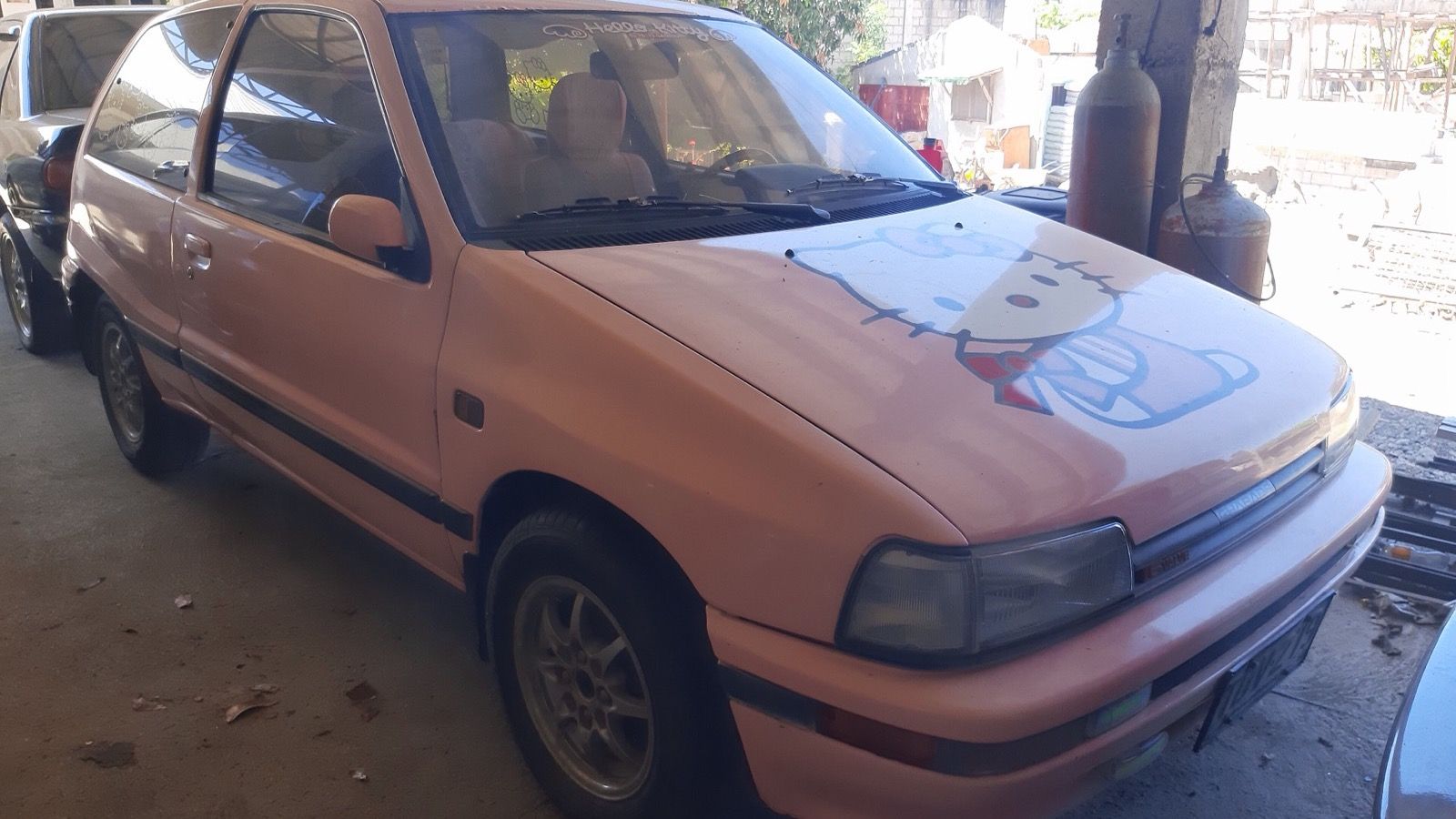 1992 Daihatsu Charade 1.0 TS, front three-quarter view