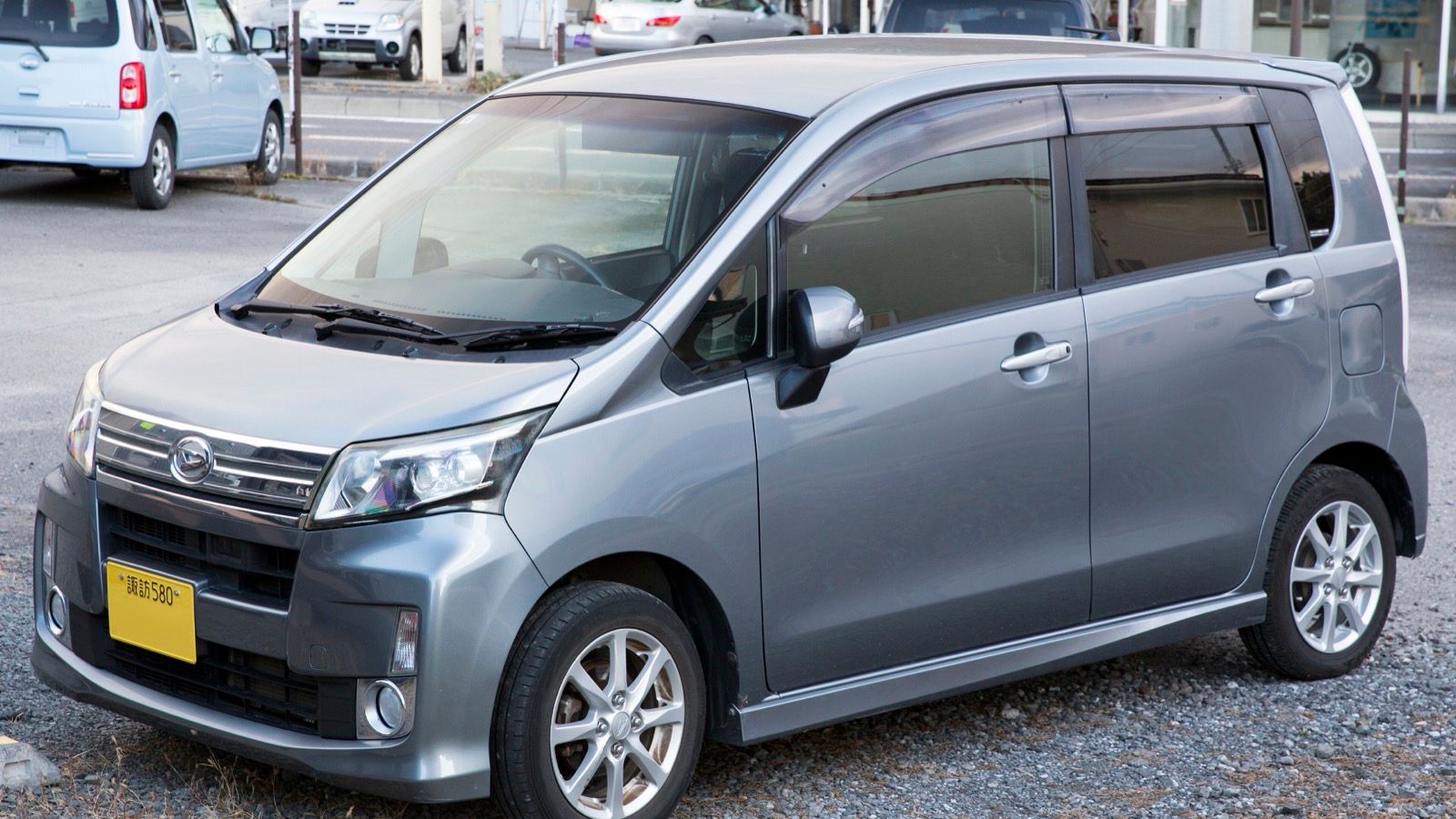 2014 Daihatsu Move Custom X SA in Tungsten Gray Metallic, front three-quarter view