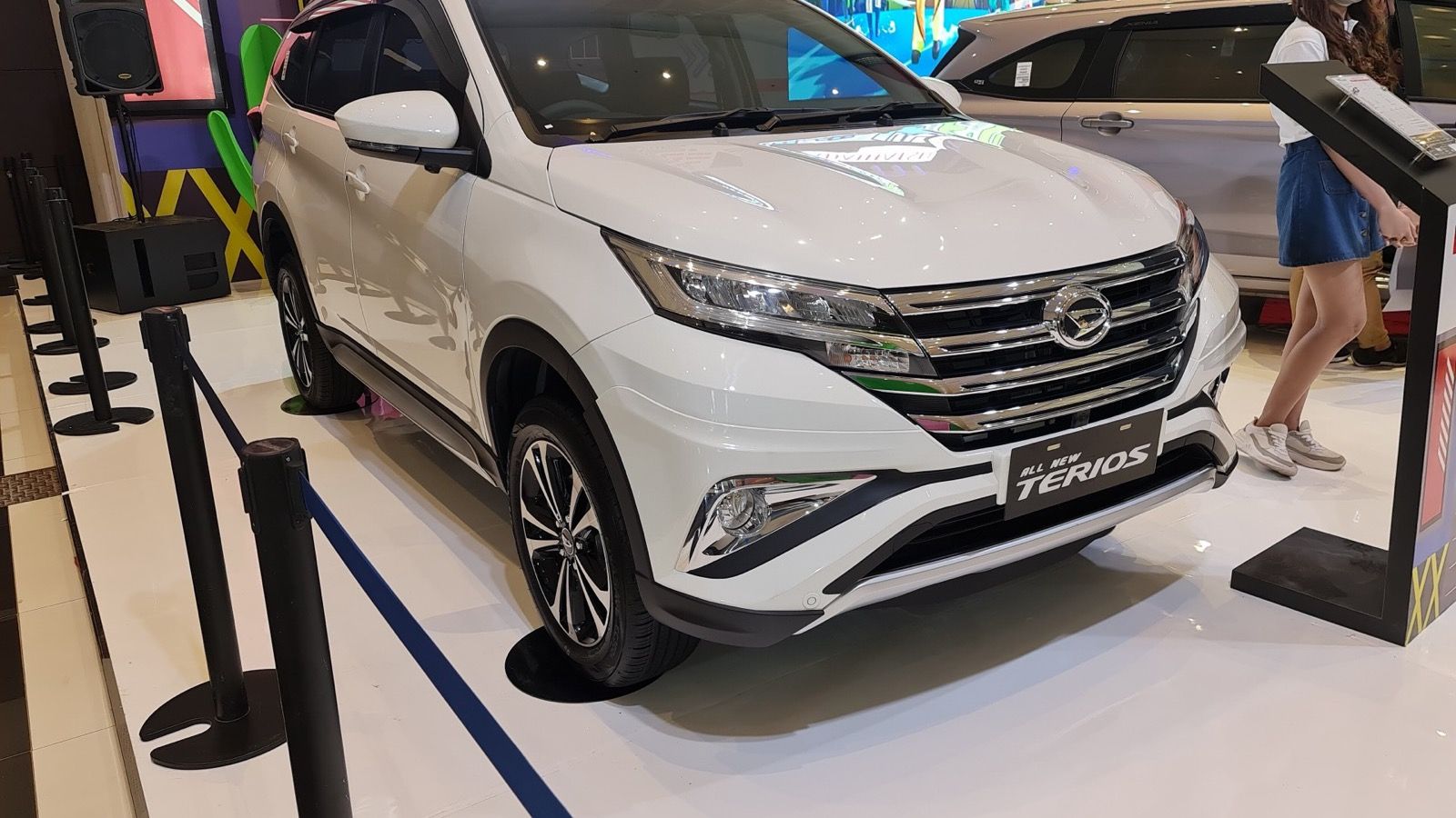 2022 Daihatsu Terios 1.5 R Deluxe, front three-quarter view