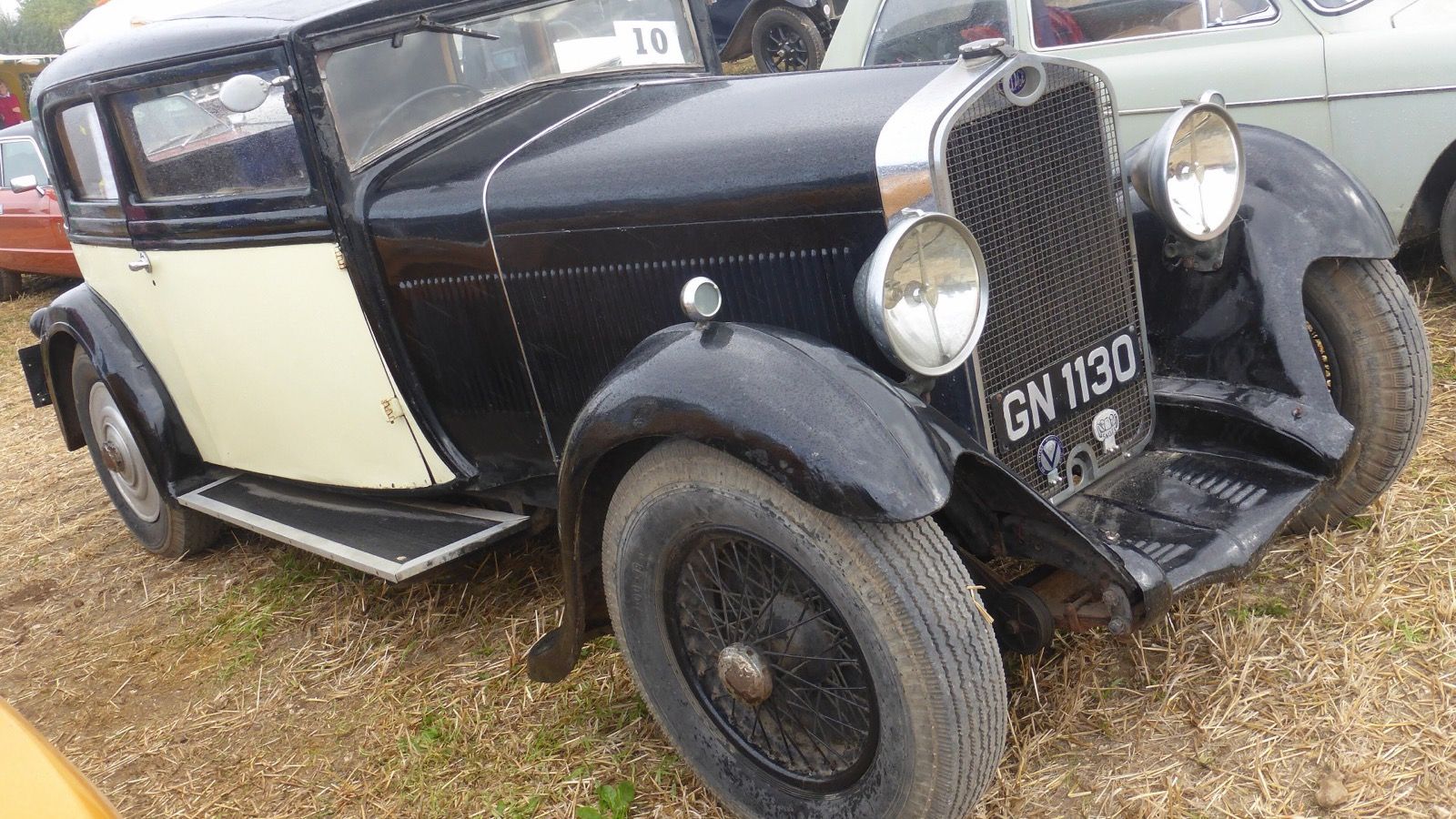 1930 Delage D6 long-chassis saloon with coachwork by Chapron, front three-quarter view