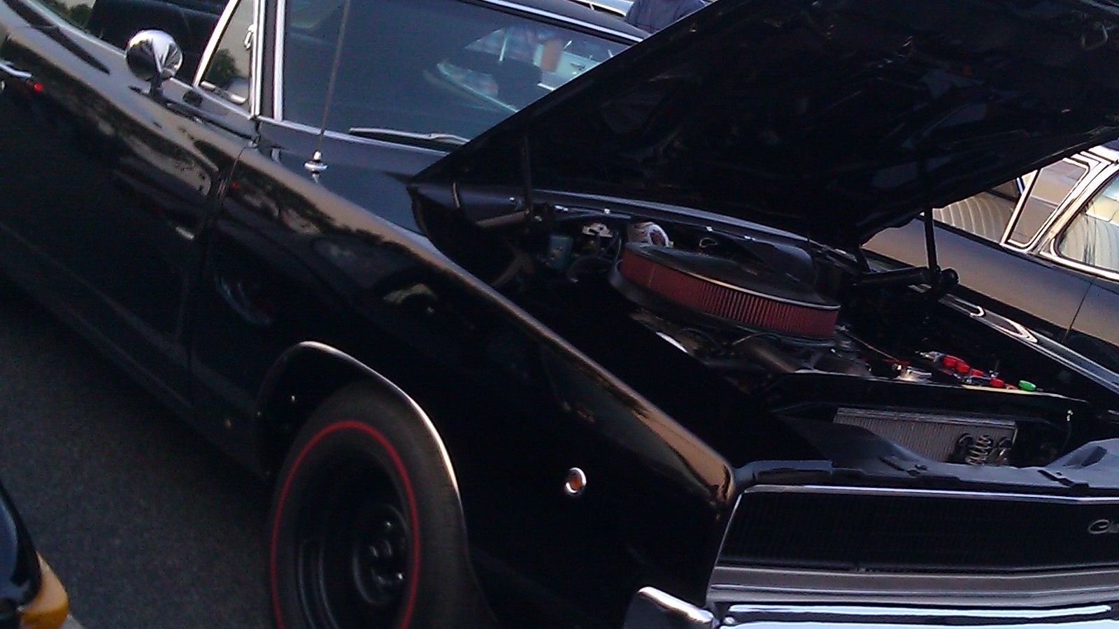 1968 Dodge Charger 500 — 'Coke-bottle' B-body hardtop, front three-quarter view