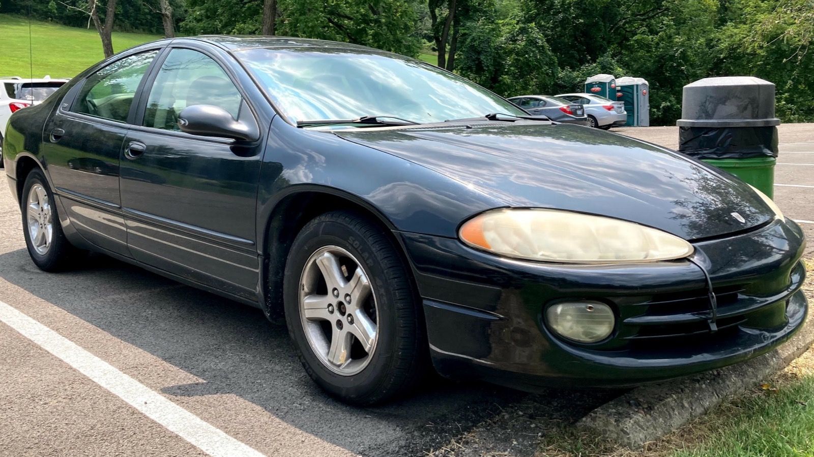 Black 2002 Dodge Intrepid SXT sedan, front three-quarter view