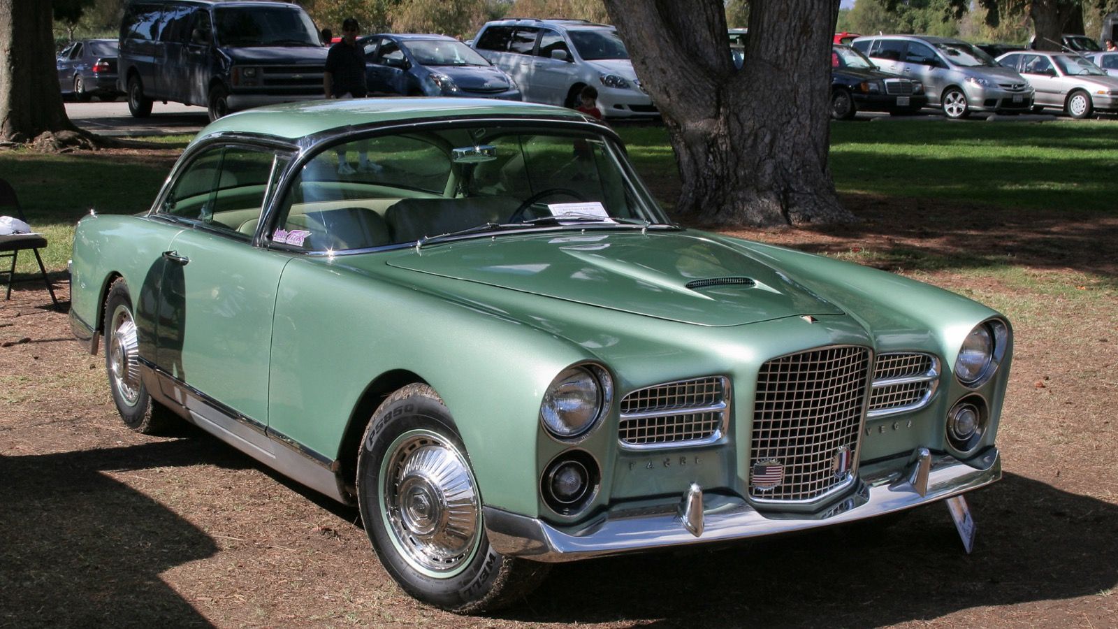Green 1957 Facel Vega FVS FV4 hardtop coupé, front three-quarter view