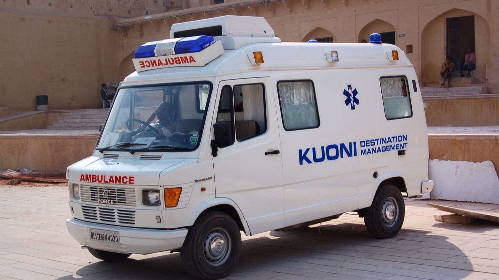 White Force Traveller ambulance conversion, front three-quarter view