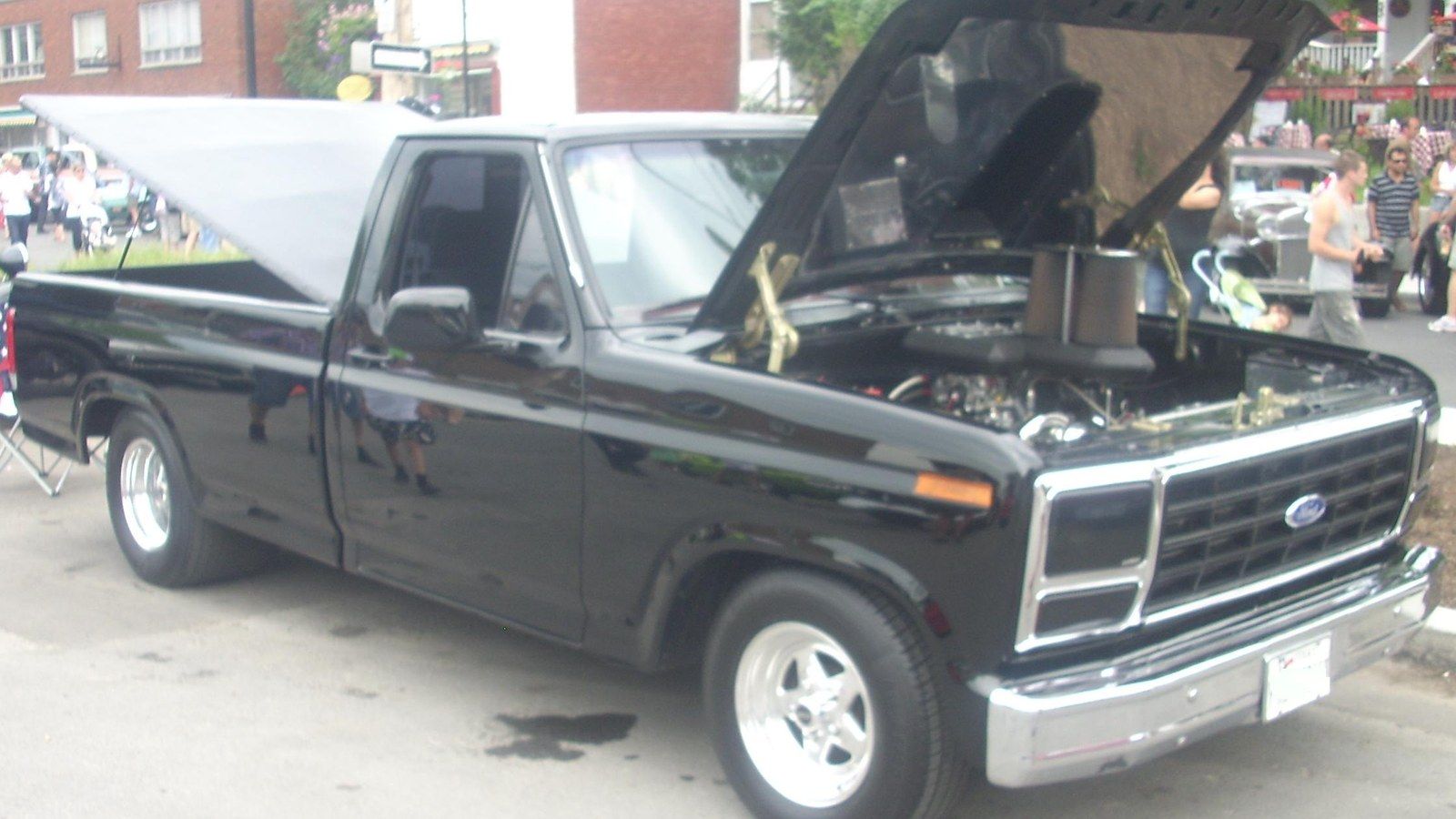 1981 Ford F-150 pickup truck, front three-quarter view