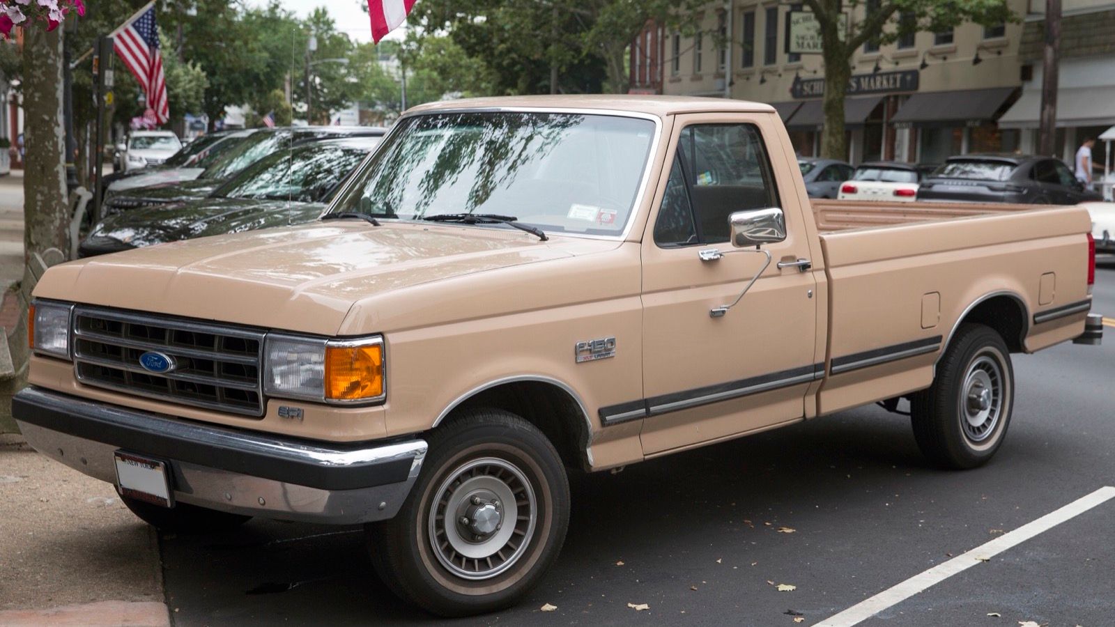 1989 Ford F-150 chestnut lariat pickup truck, front three-quarter left view