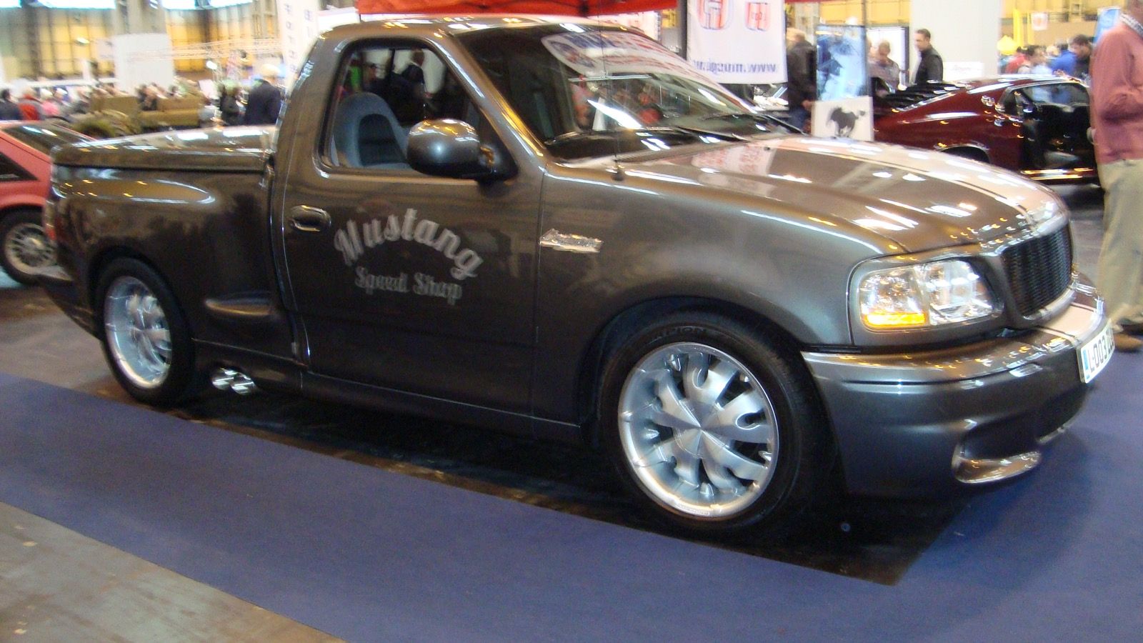 2003 Ford F-150 lightning pickup truck, front three-quarter view