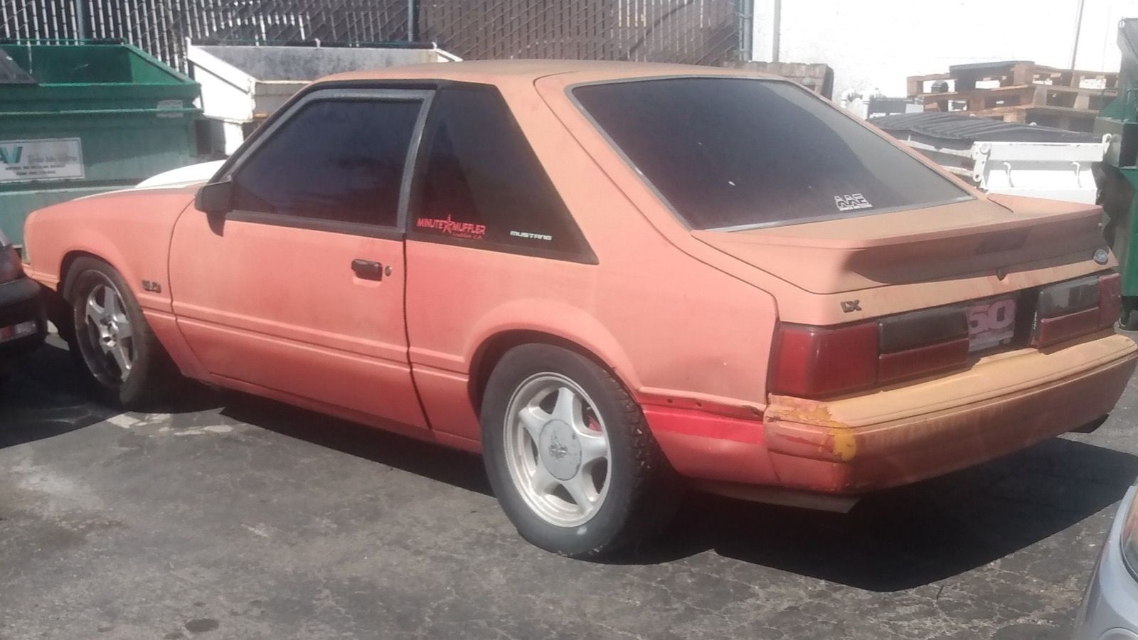 1989 Ford Mustang — exact-model-year Commons photograph