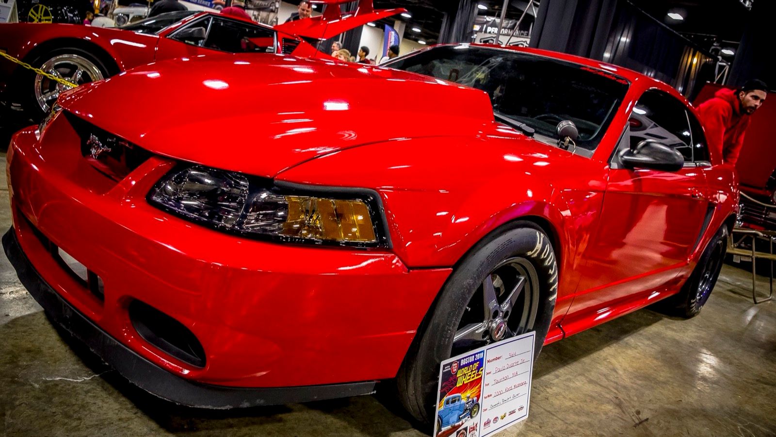 2000 Ford Mustang — exact-model-year Commons photograph