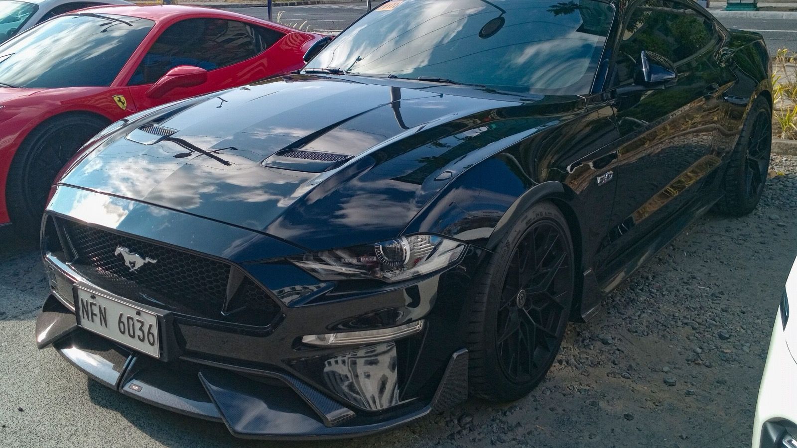 2020 Ford Mustang — exact-model-year Commons photograph