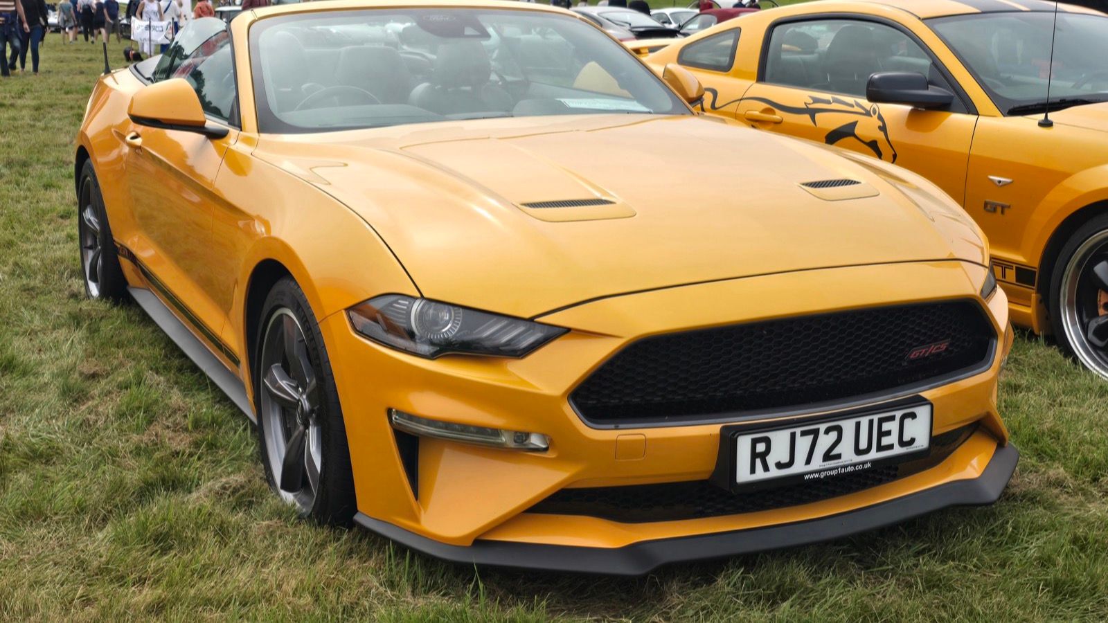 2022 Ford Mustang — exact-model-year Commons photograph