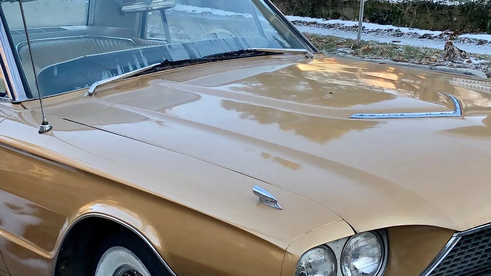 1966 Ford Thunderbird hardtop, front three-quarter view