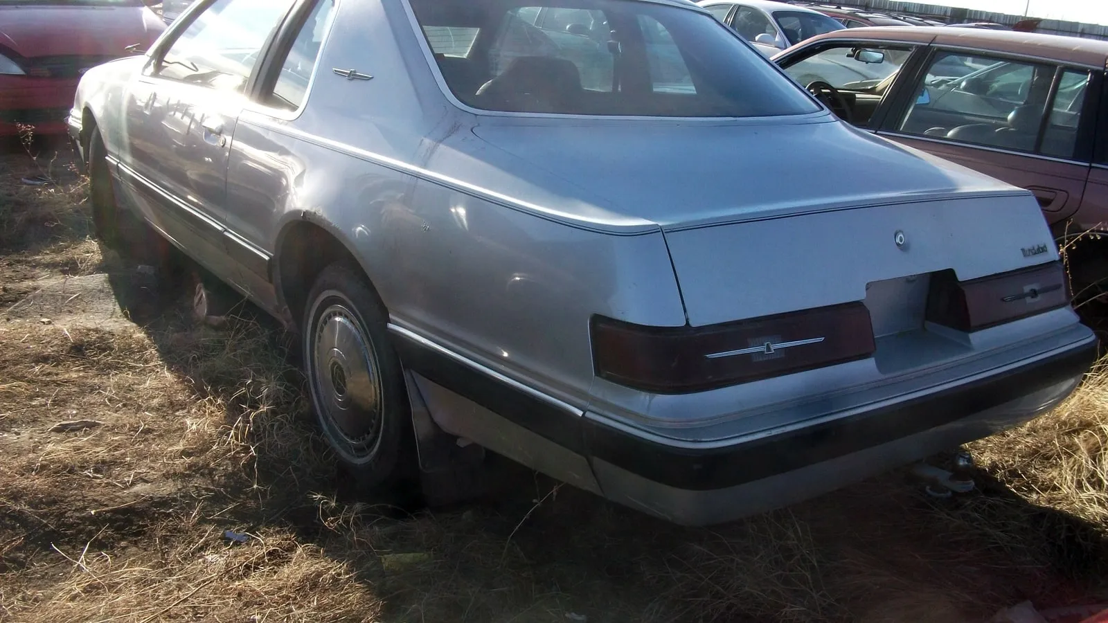 1984 Ford Thunderbird, front three-quarter view