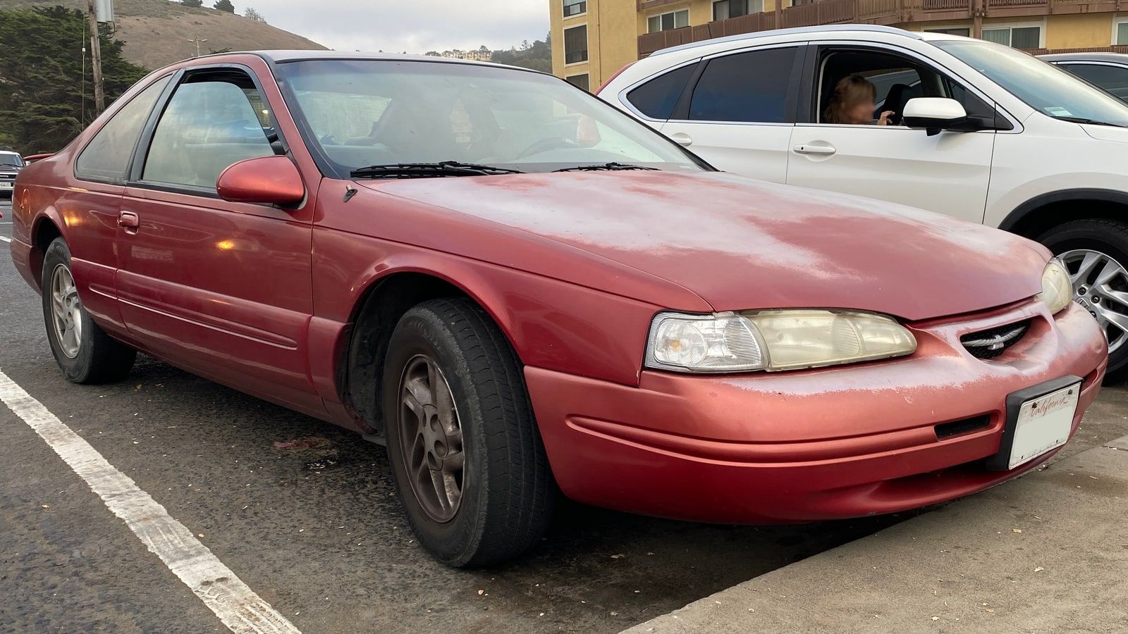 1997 Ford Thunderbird — exterior view