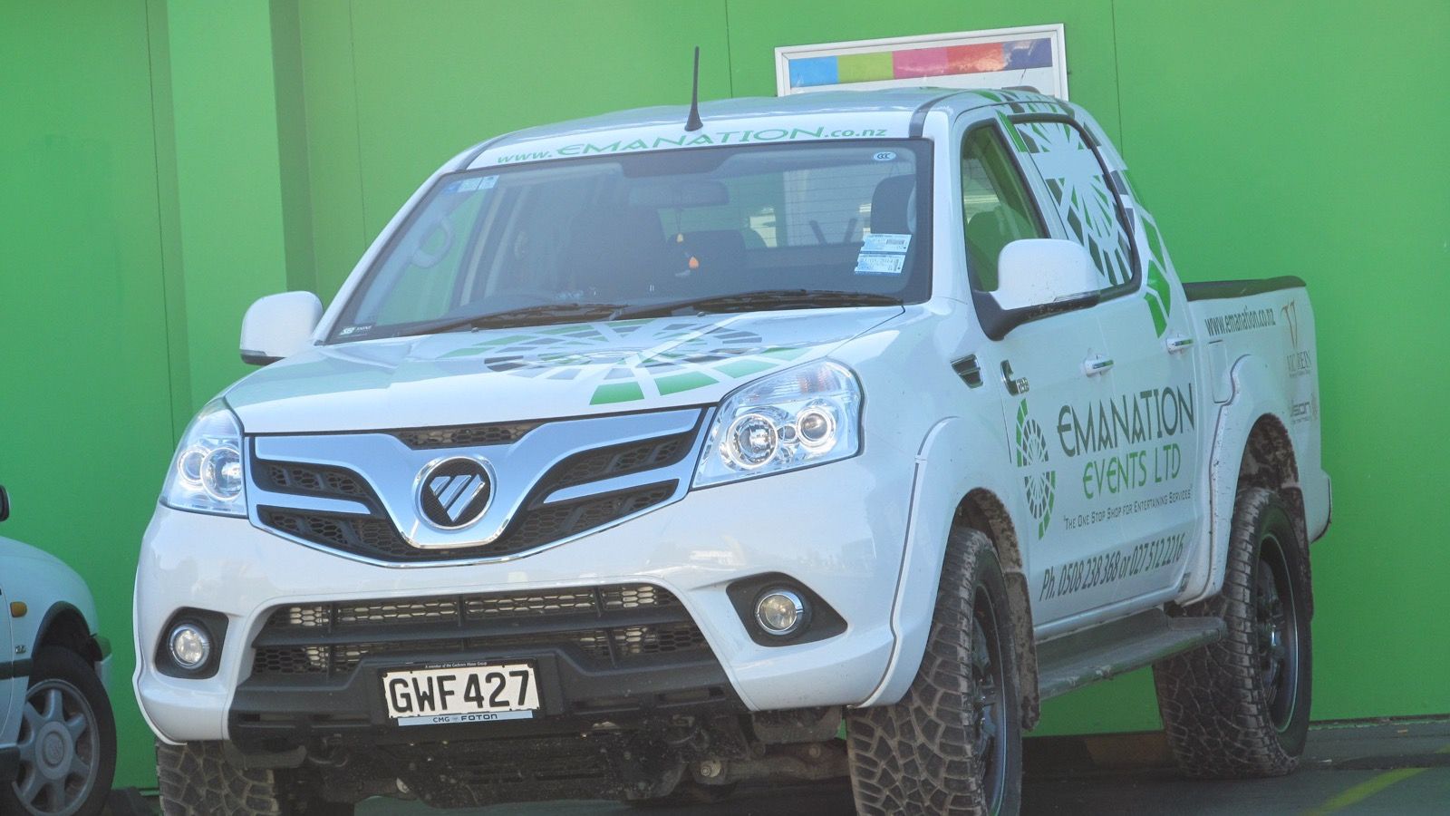 White 2013 Foton Tunland double-cab pickup in New Zealand, front three-quarter view