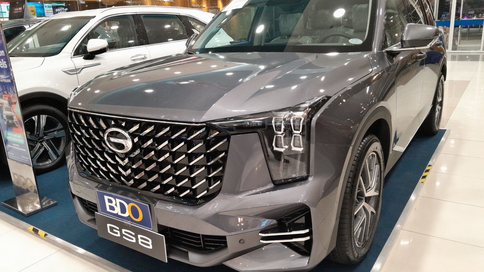 Grey 2024 GAC GS8 2.0 GT 4x4, front three-quarter view