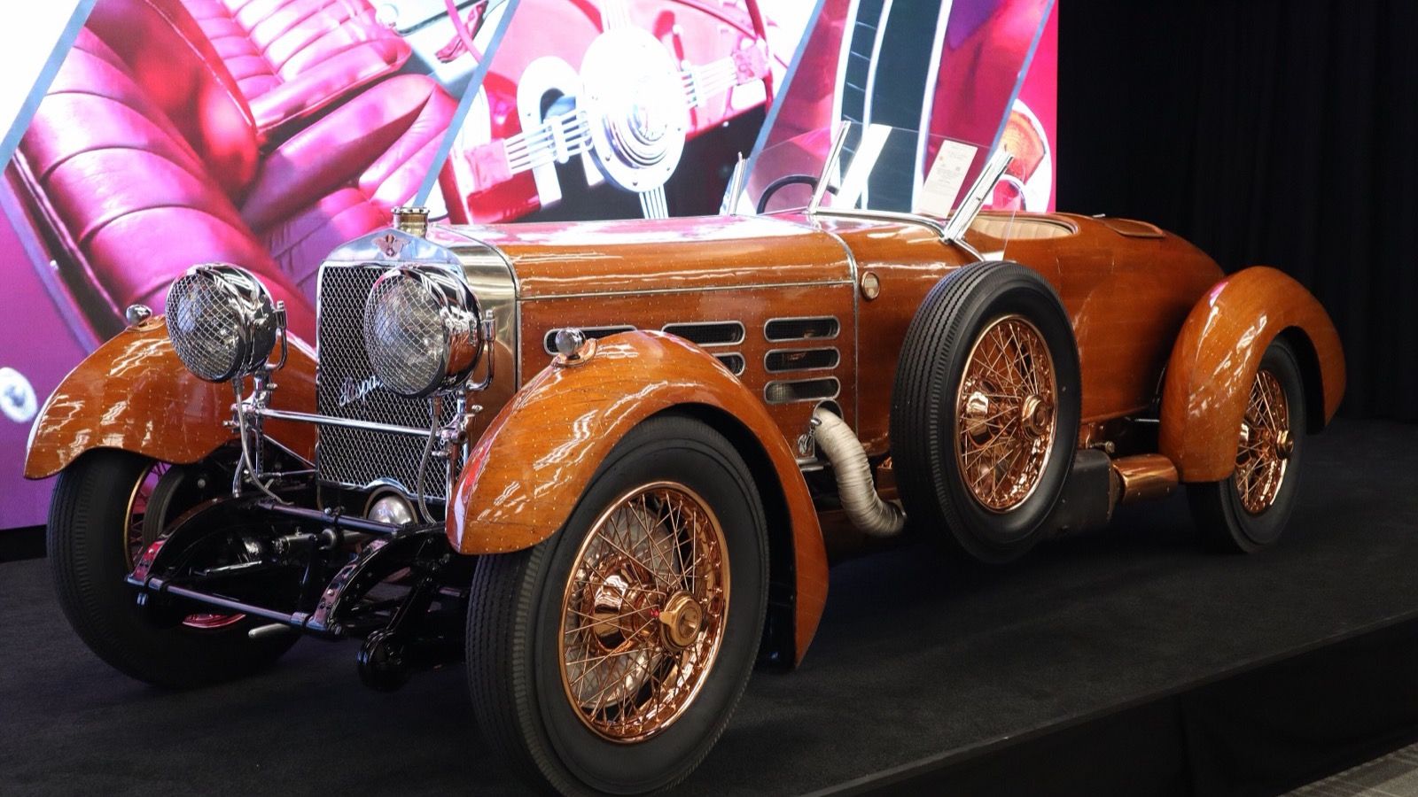 1924 Hispano-Suiza H6C Tulipwood Torpedo with wooden bodywork and copper wire wheels, front three-quarter view