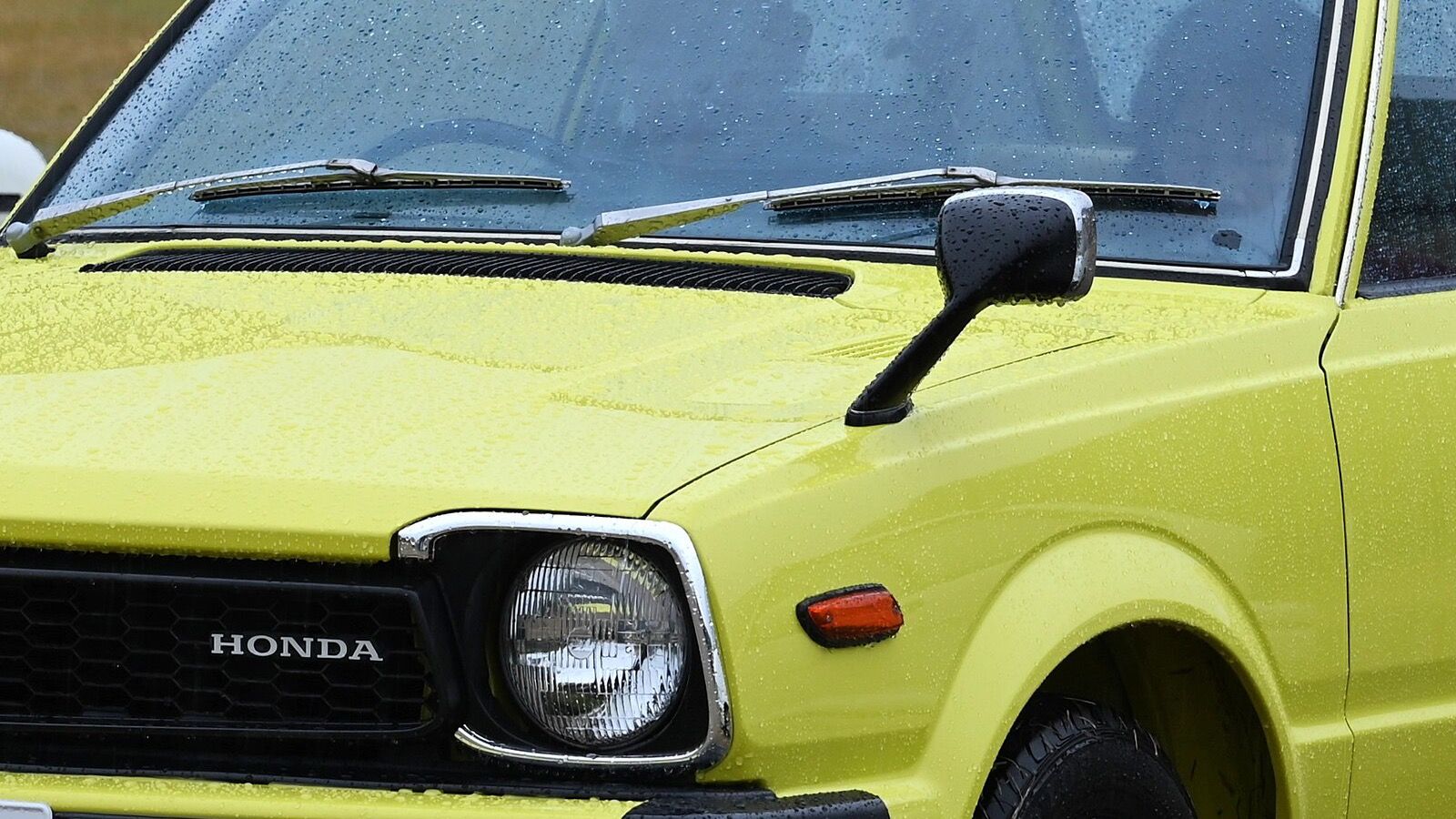 1979 Honda Civic — brown hatchback, front three-quarter view