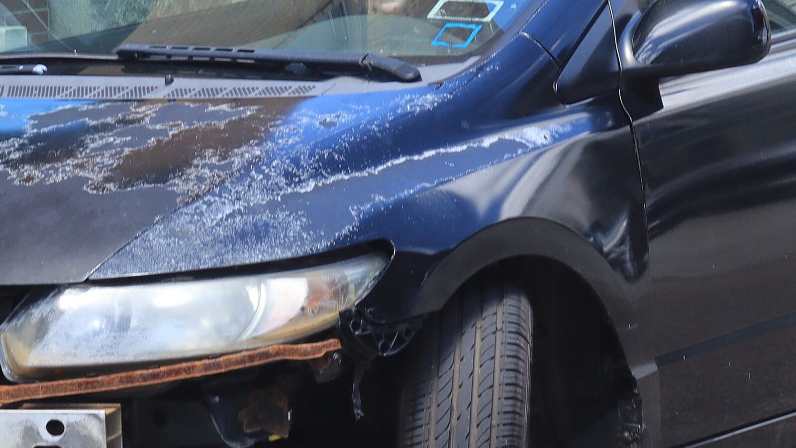 2009 Honda Civic, FA/FD eighth generation — blue coupe, front three-quarter view