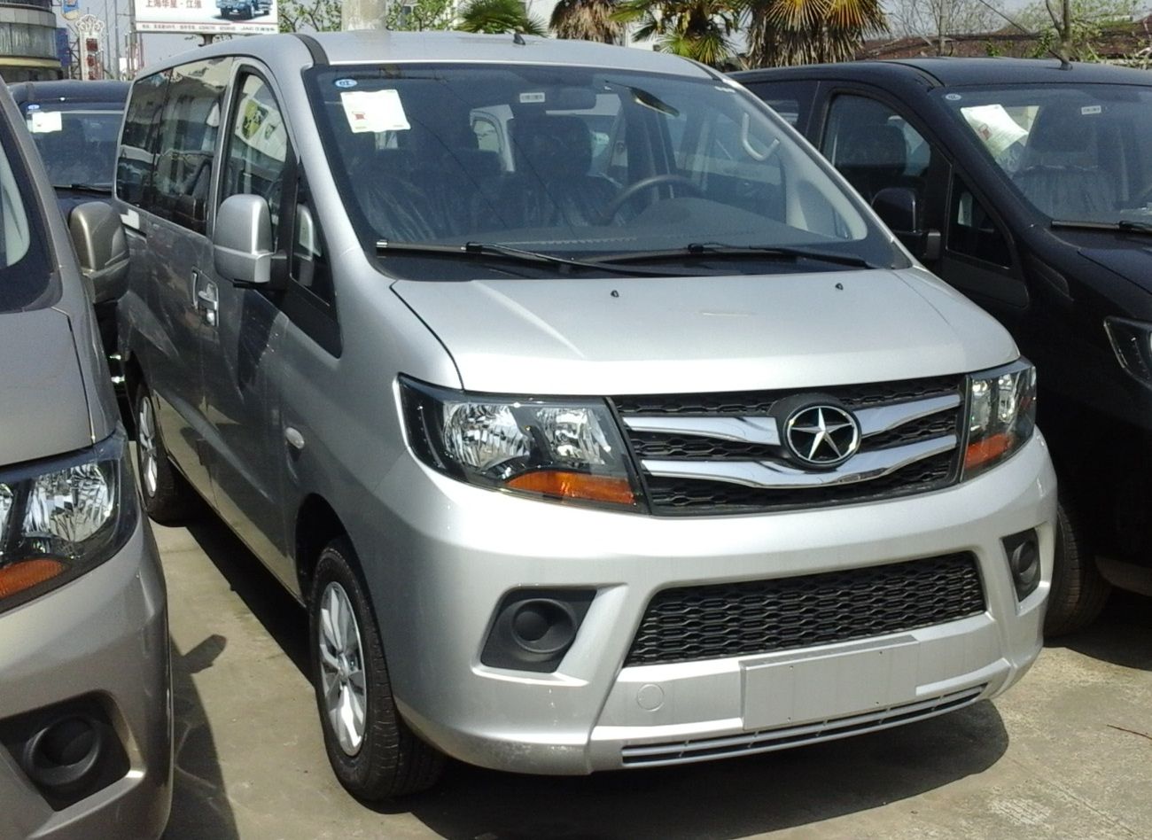 2016 JAC Refine M3 compact MPV at a Chinese auto show