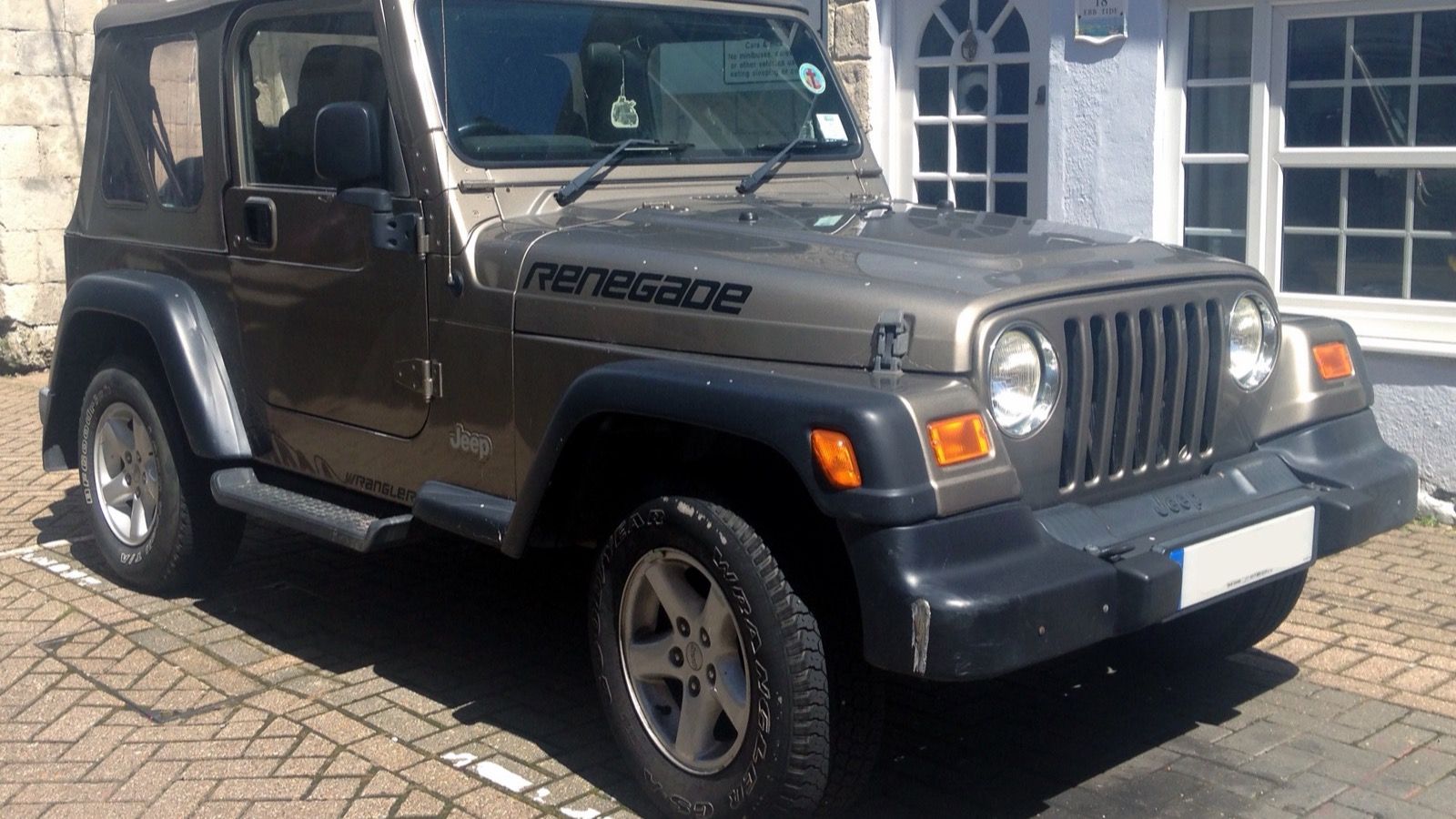 2005 Jeep Wrangler TJ Renegade, front view