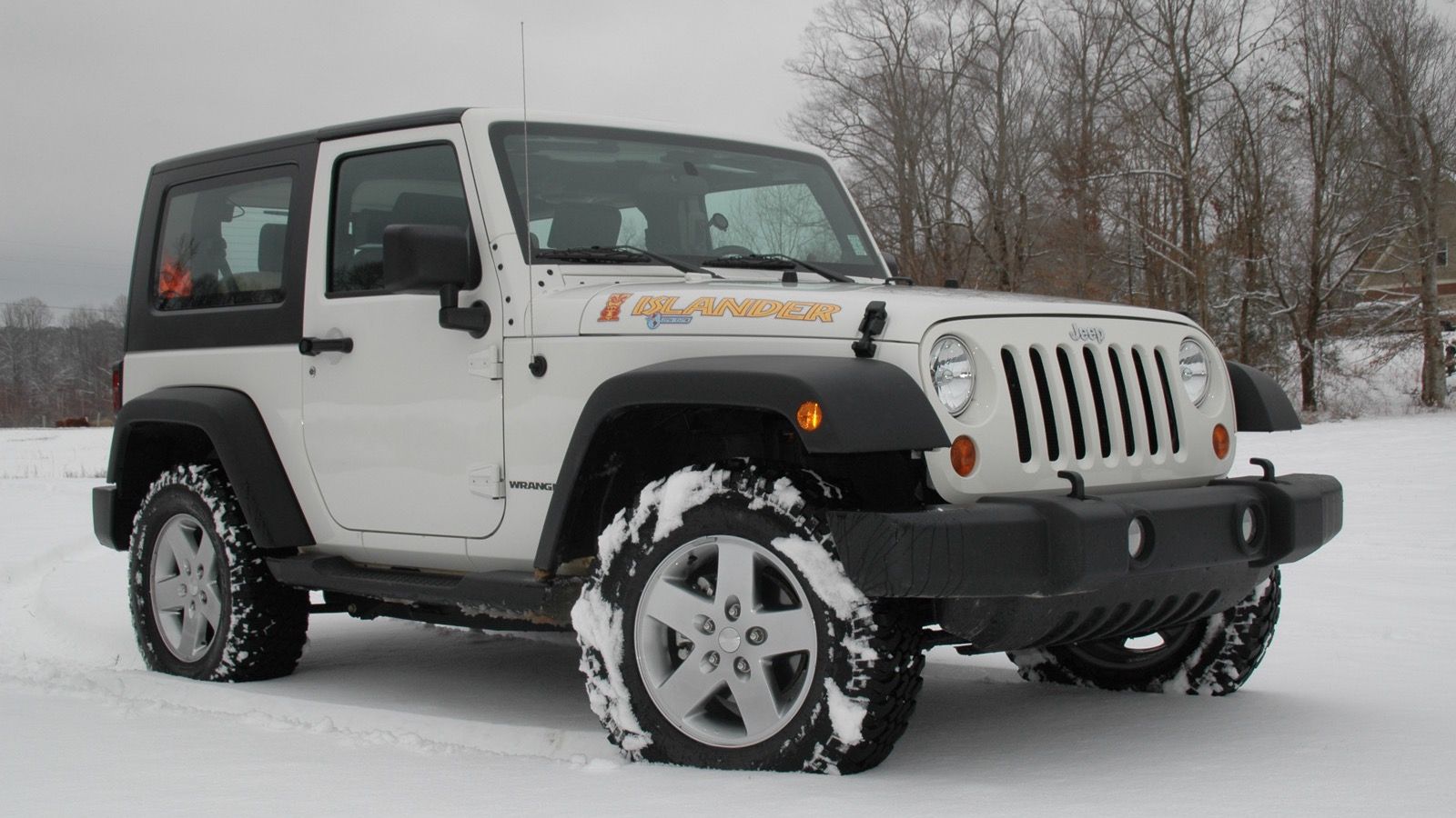 Jeep Wrangler JK (third generation) Islander, front three-quarter view