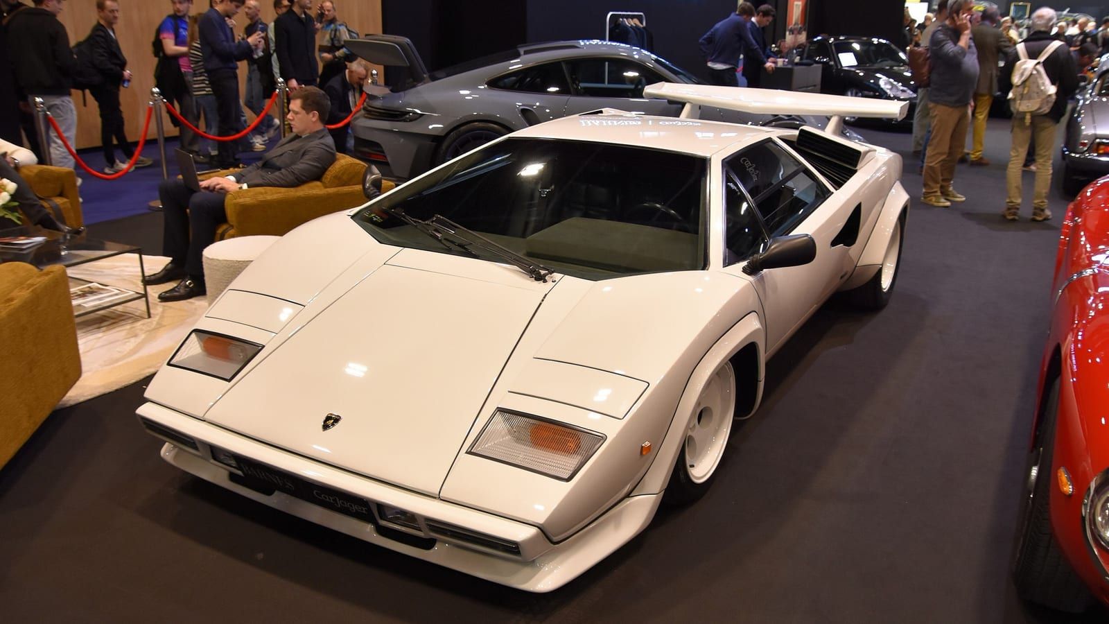 Cream 1980 Lamborghini Countach LP400 S, front three-quarter view