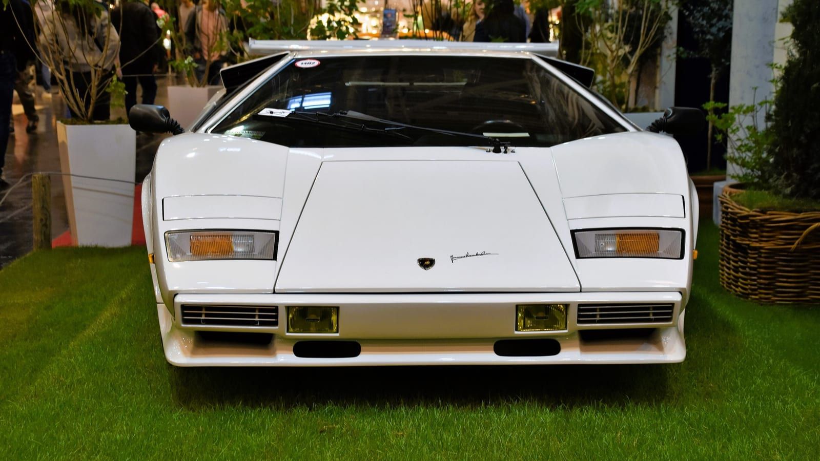 White 1982 Lamborghini Countach LP400 S, front three-quarter view