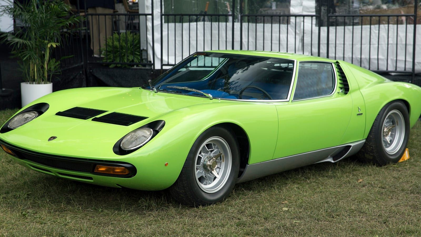 Light-green 1972 Lamborghini Miura P400 SV, front three-quarter view