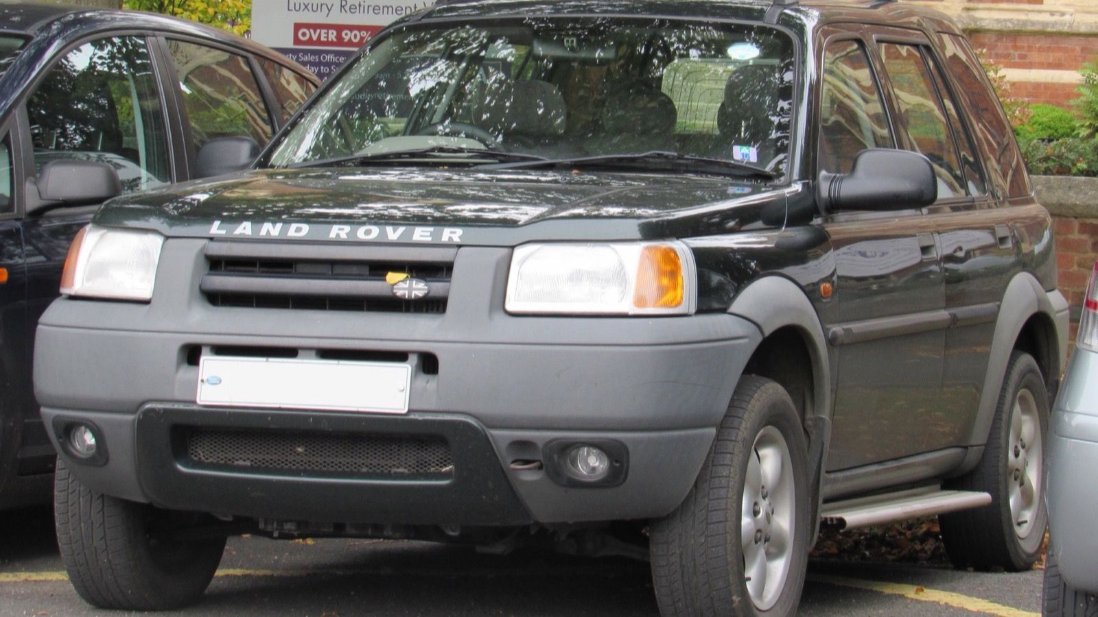 1998 Land Rover Freelander, front three-quarter view