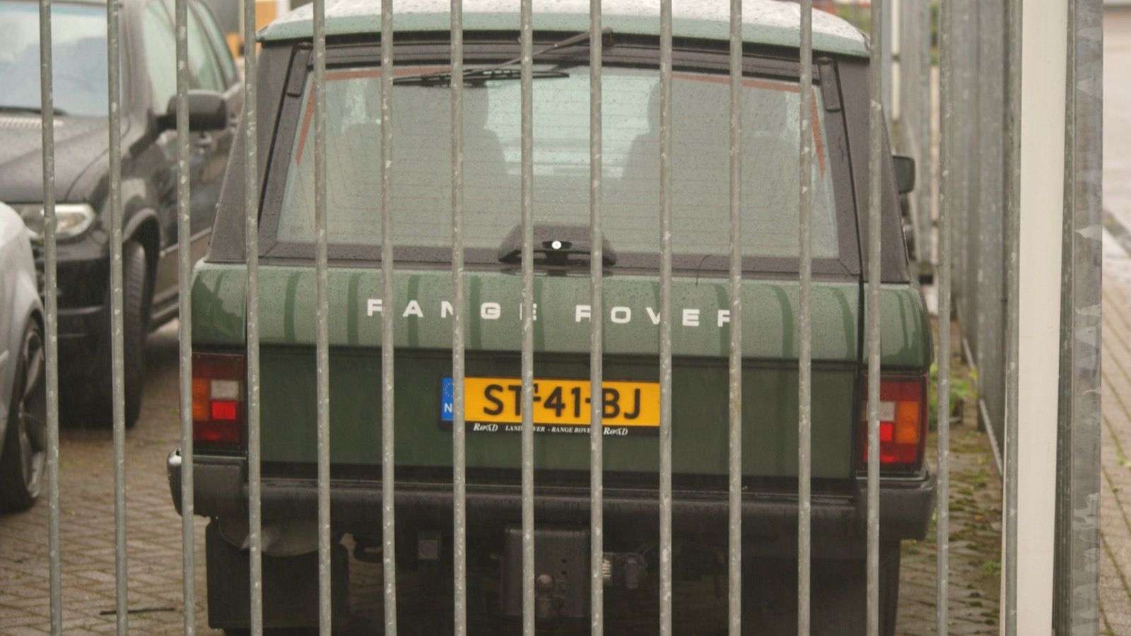 1987 Range Rover, side view